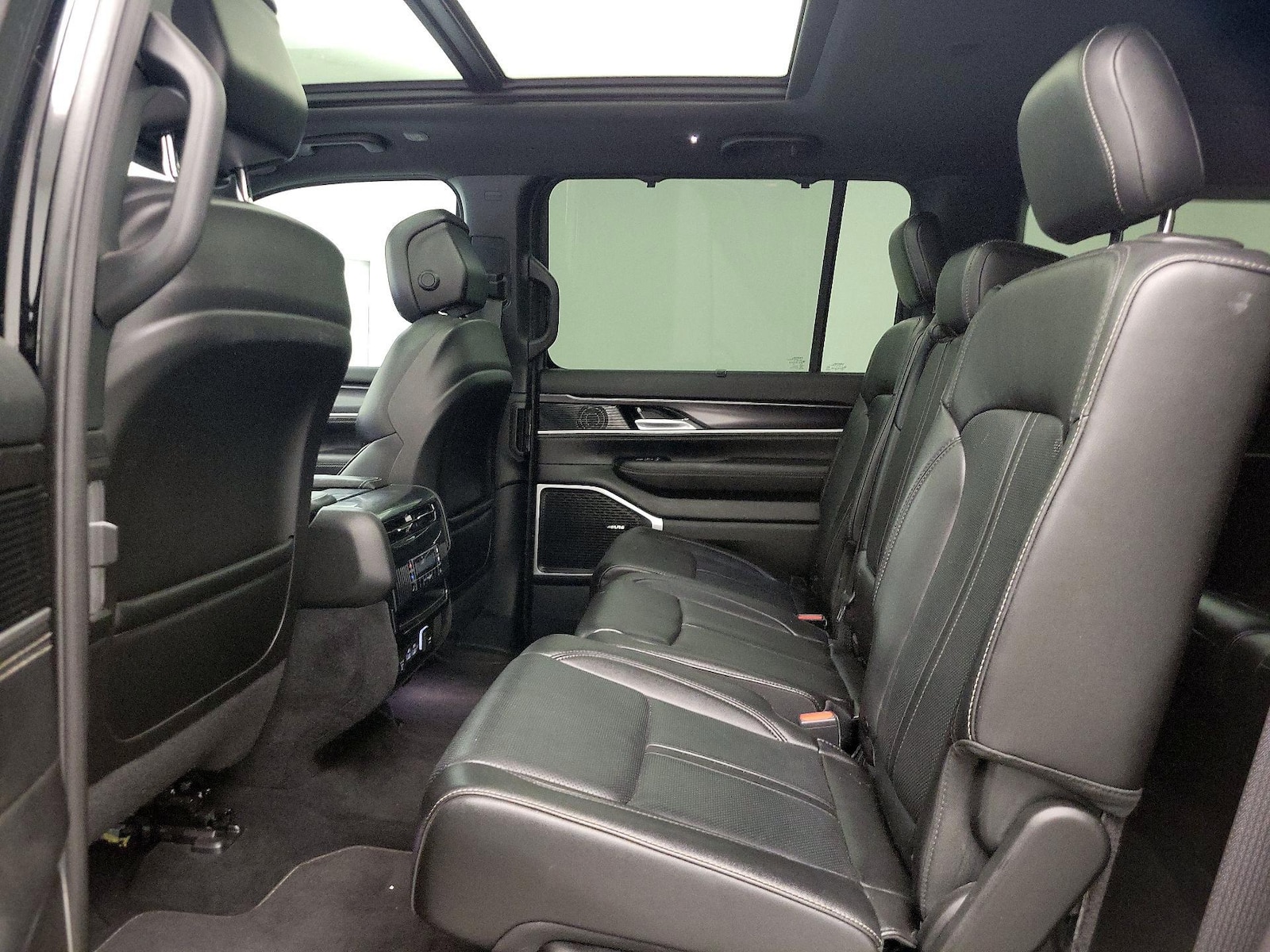 Rear Air Conditioning