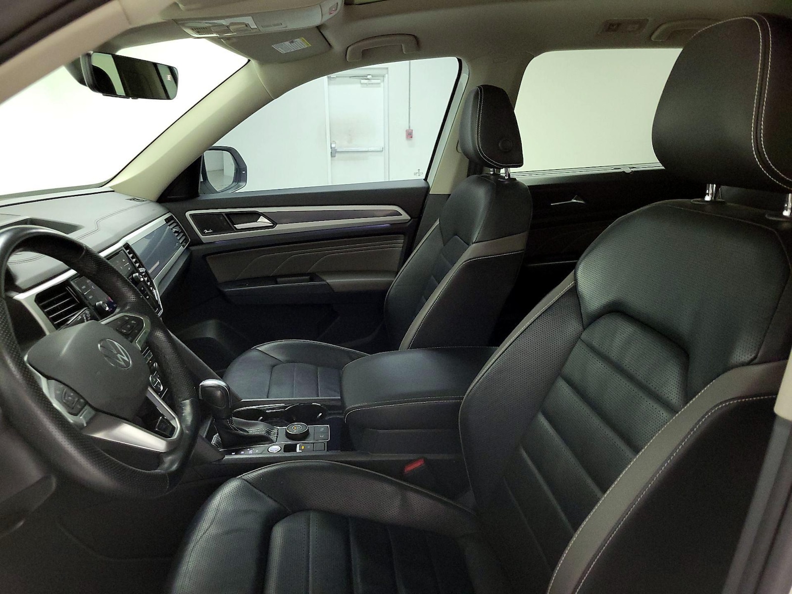 2023 Volkswagen Atlas SEL Premium R-Line - Photo 12