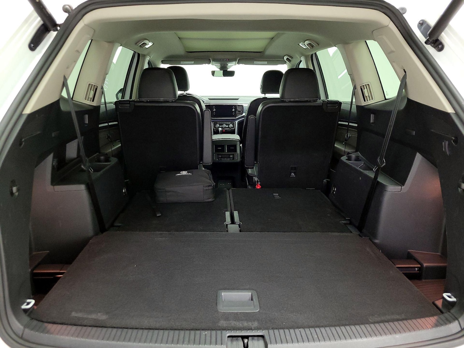 2023 Volkswagen Atlas SEL Premium R-Line - Photo 23