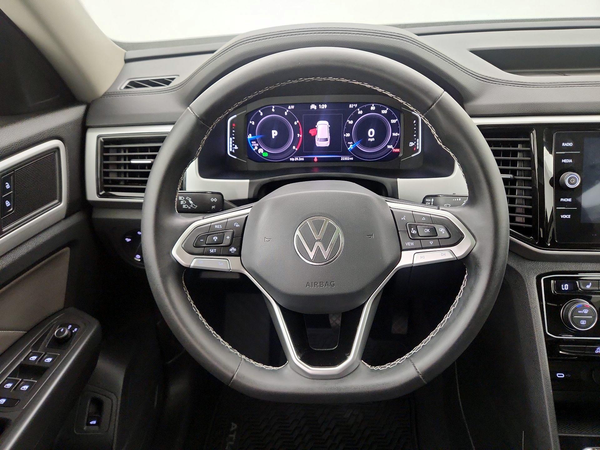 Thumbnail: 2023 Volkswagen Atlas - 10