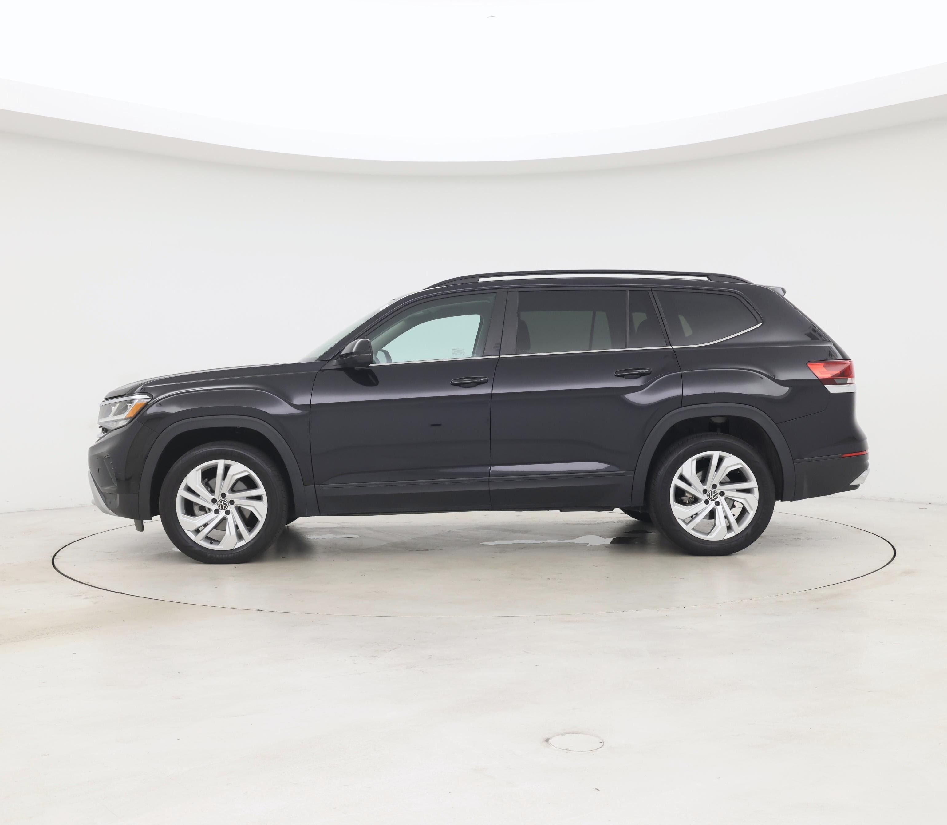Thumbnail: 2023 Volkswagen Atlas - 3