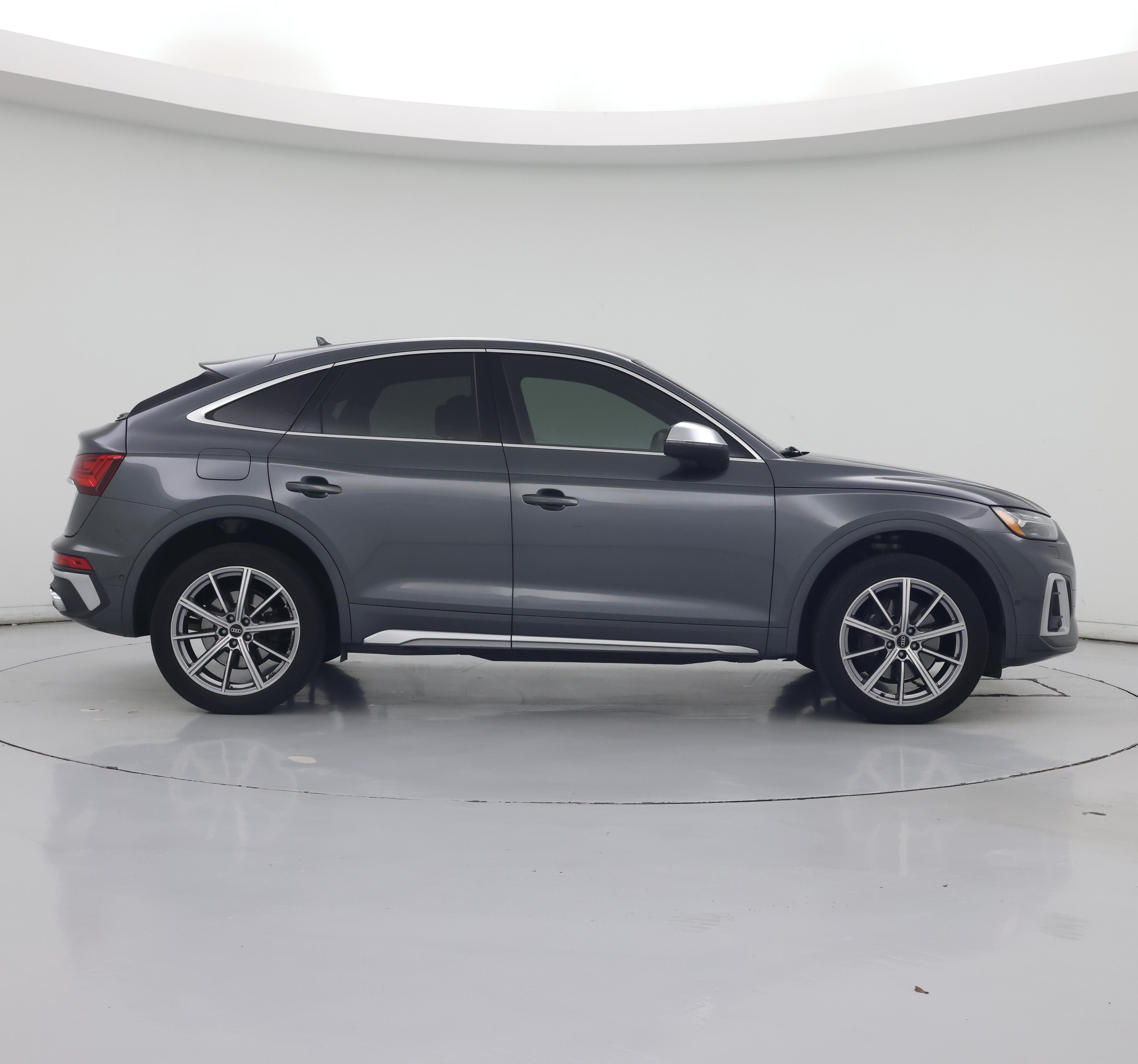 Thumbnail: 2023 Audi SQ5 - 7