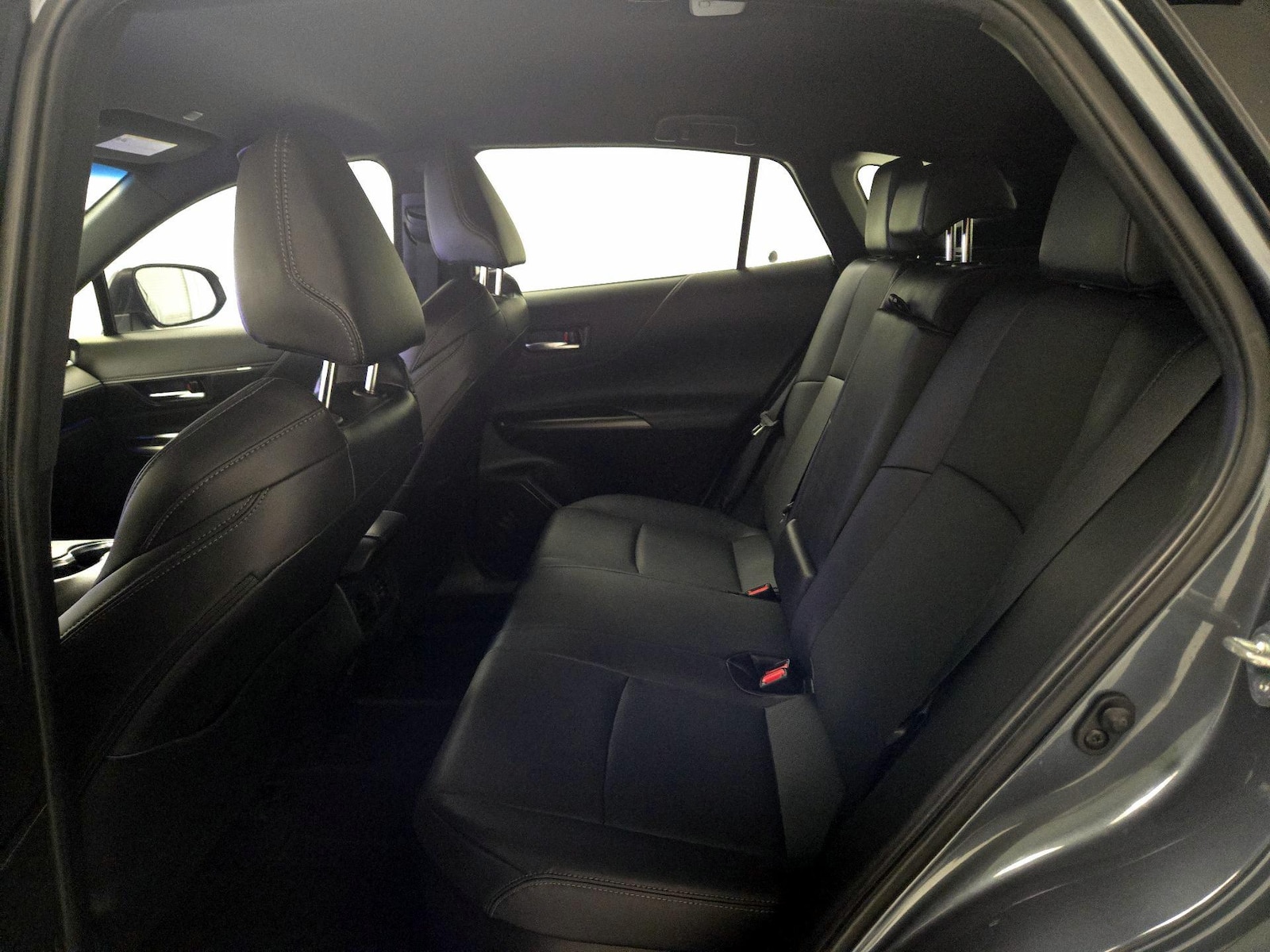 2023 Toyota Venza Limited - Photo 18