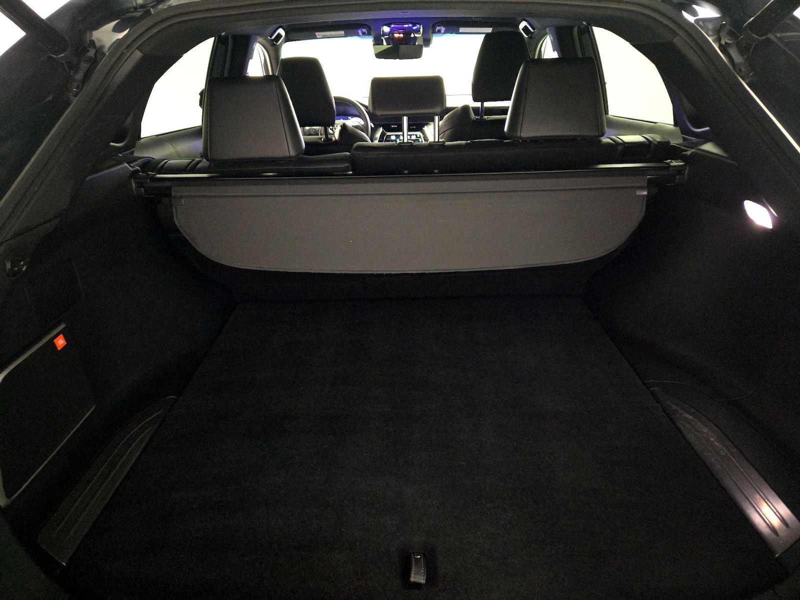 2023 Toyota Venza Limited - Photo 19