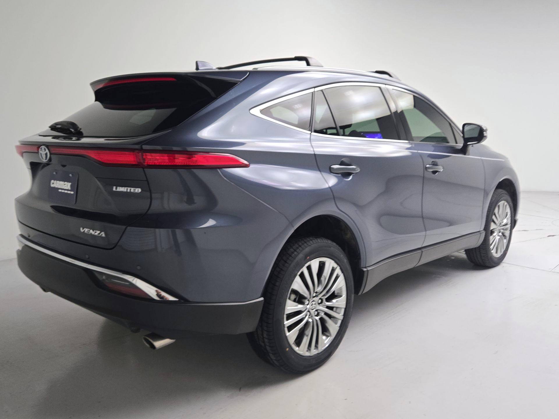 Thumbnail: 2023 Toyota Venza - 5