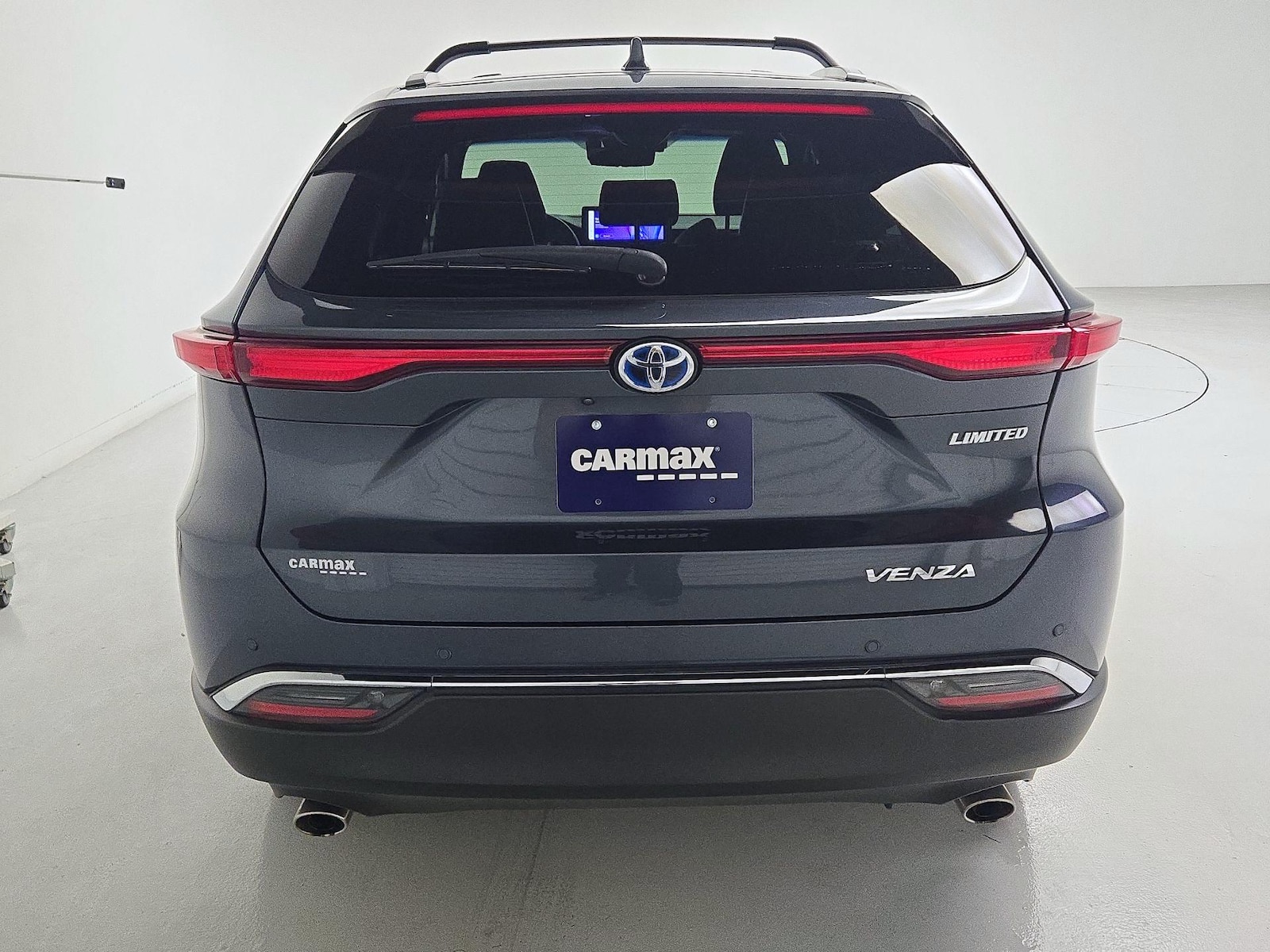 2023 Toyota Venza Limited - Photo 6