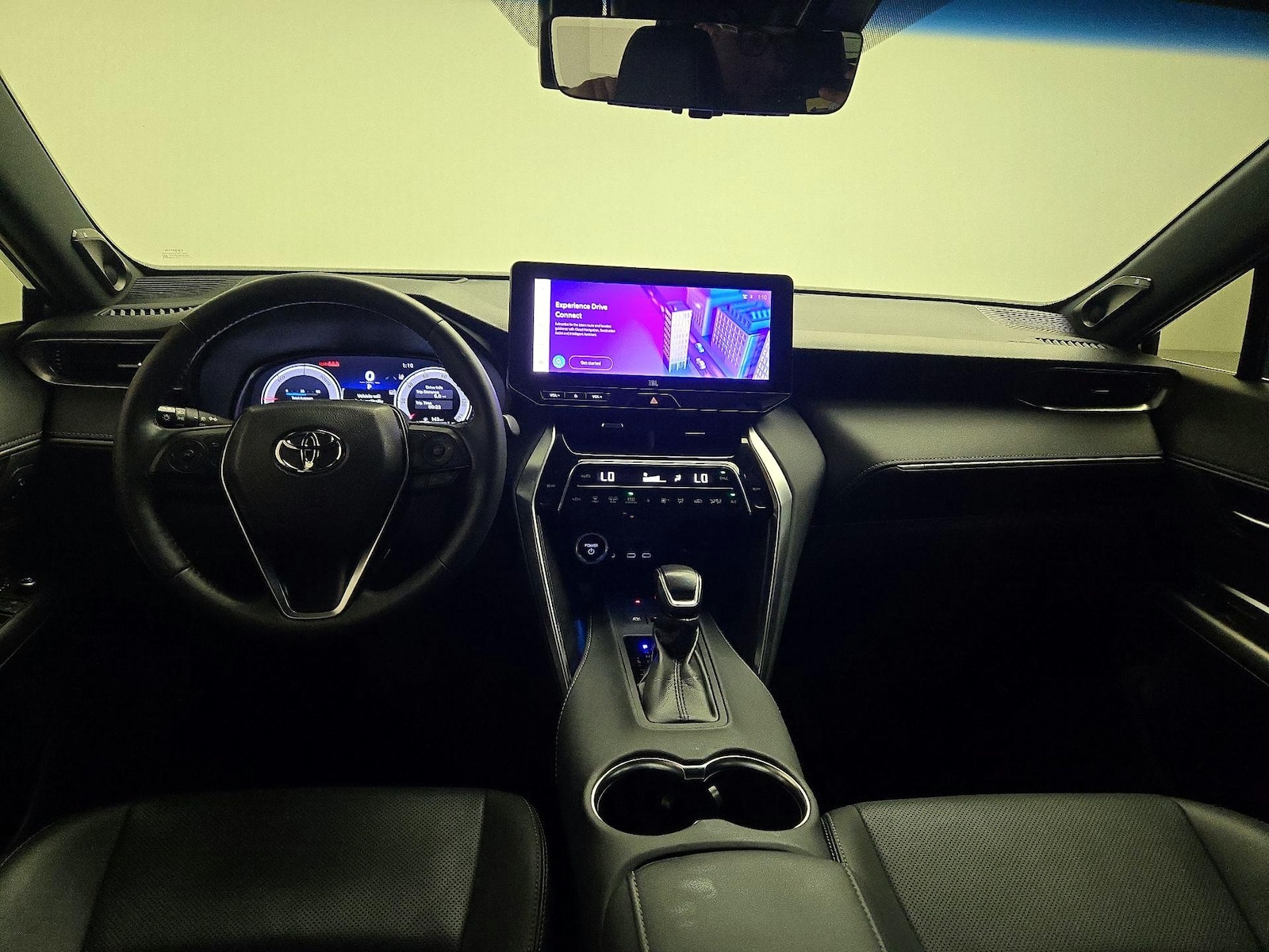 2023 Toyota Venza Limited - Photo 8