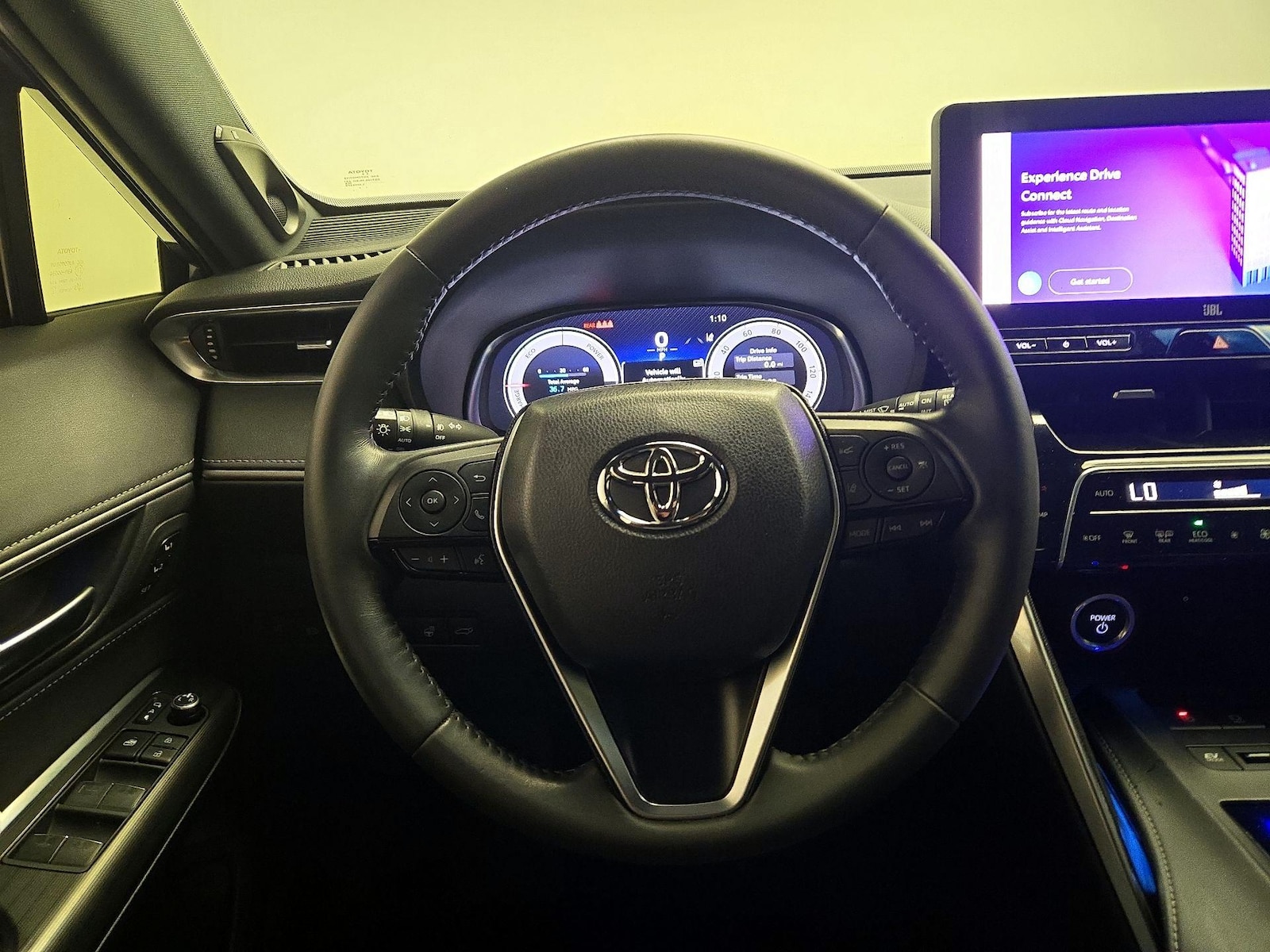 2023 Toyota Venza Limited - Photo 9