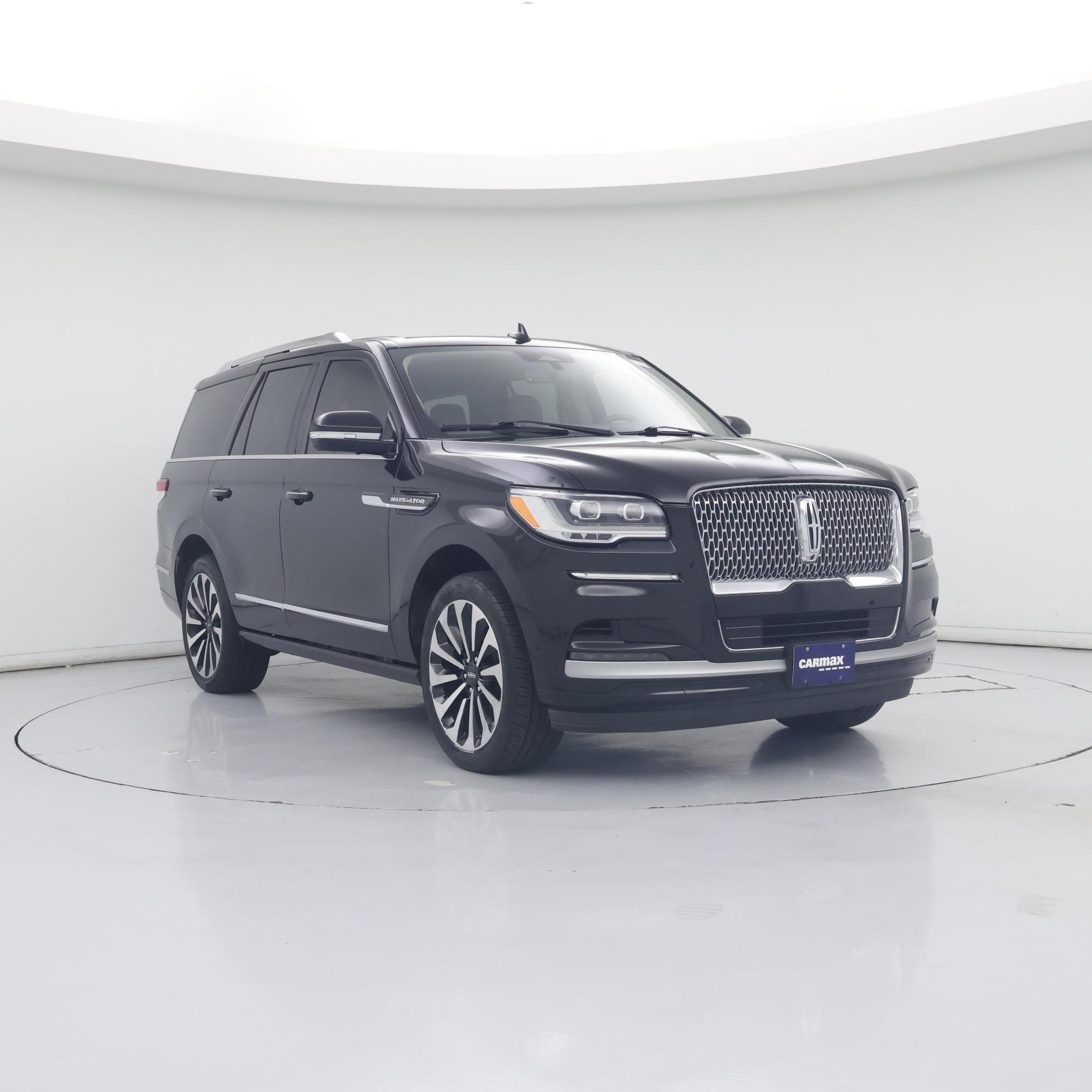 Black 2022 Lincoln Navigator SUV / Crossover Four-Wheel Drive Automatic