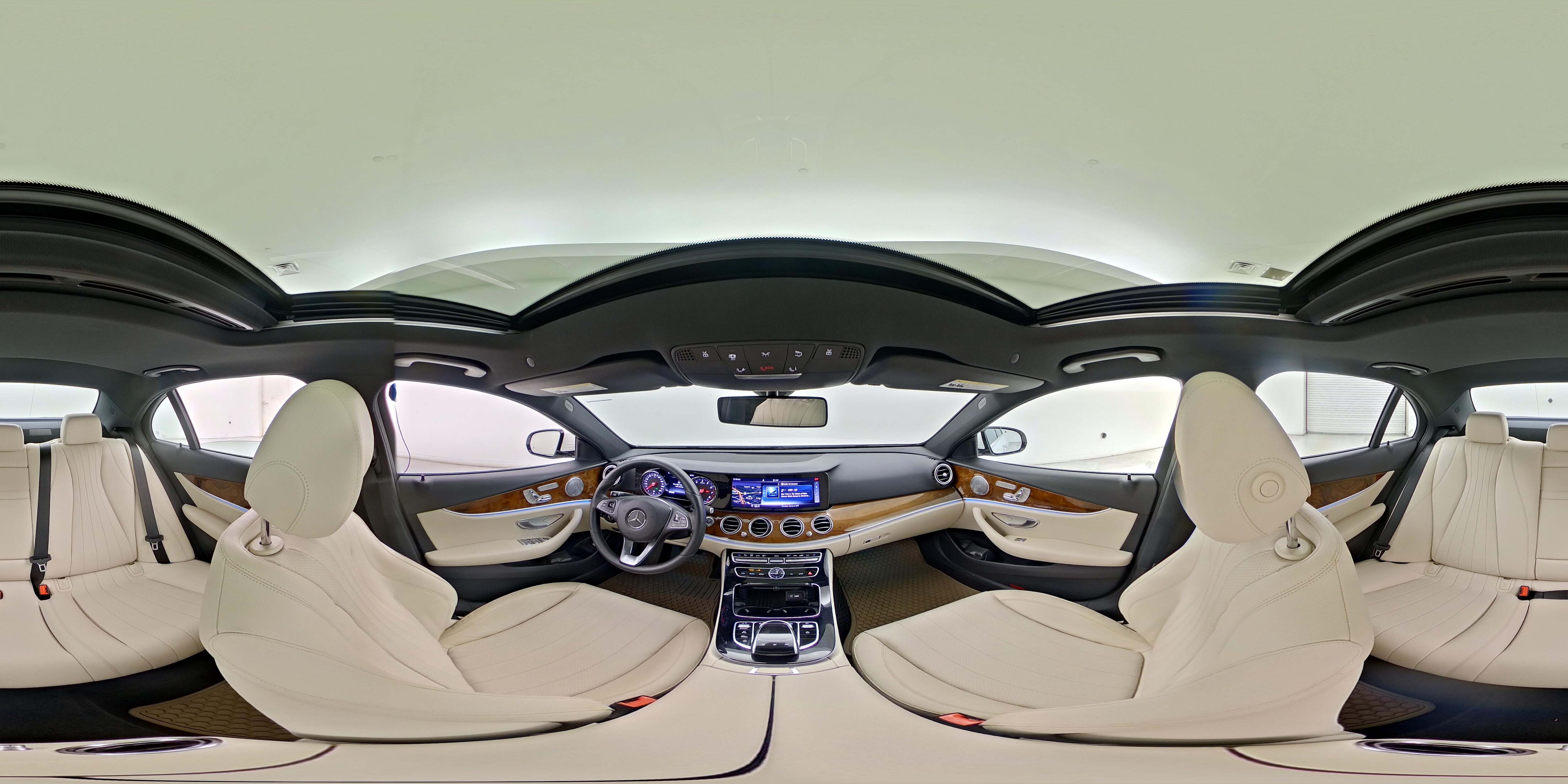 2018 Mercedes-Benz E-Class E300 - Photo 25