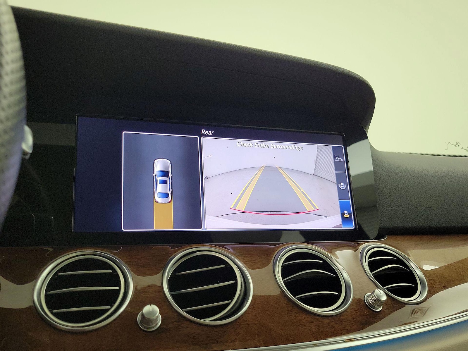 2018 Mercedes-Benz E-Class E300 - Photo 15