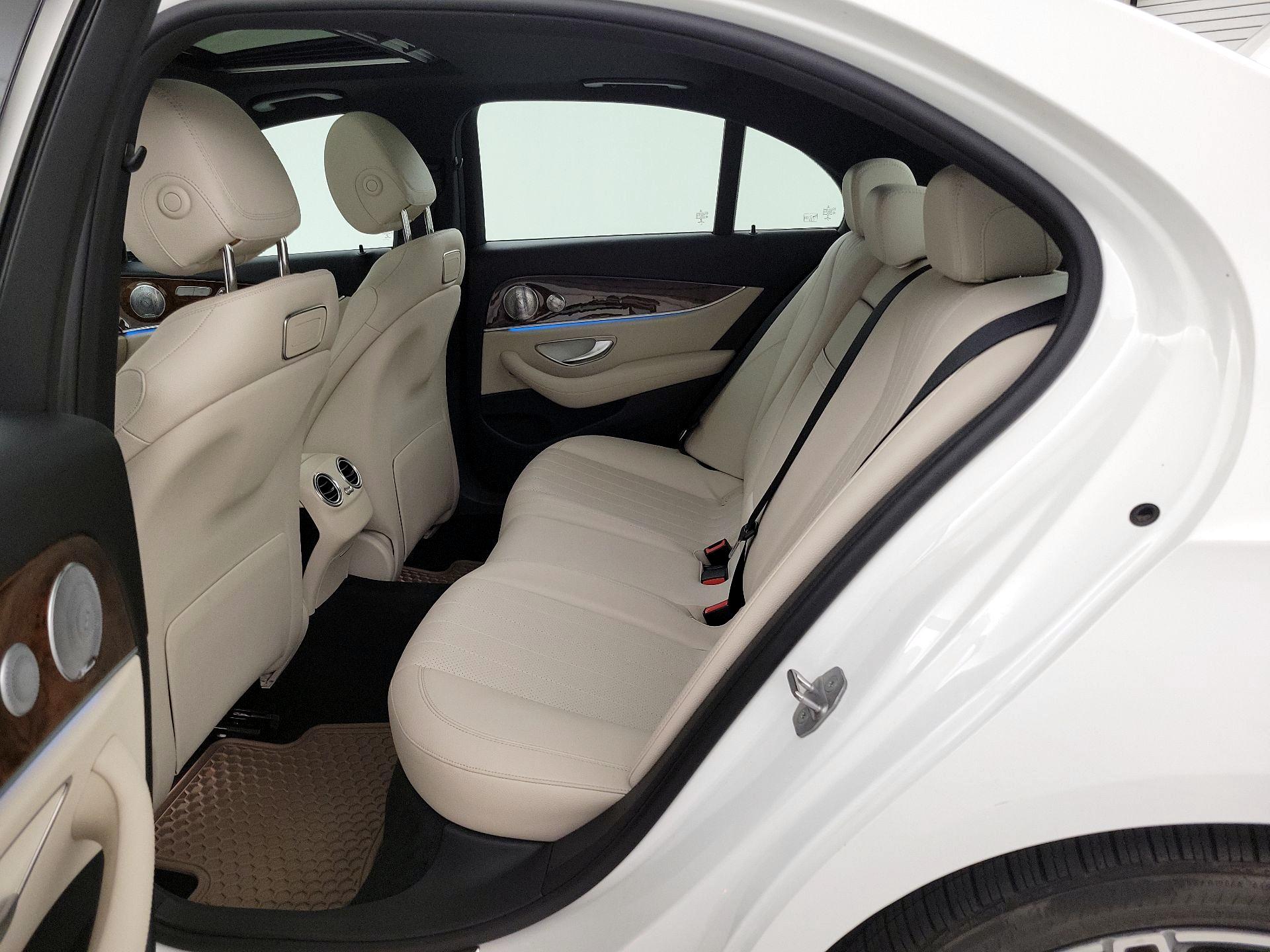 Thumbnail: 2018 Mercedes-Benz E-Class - 20