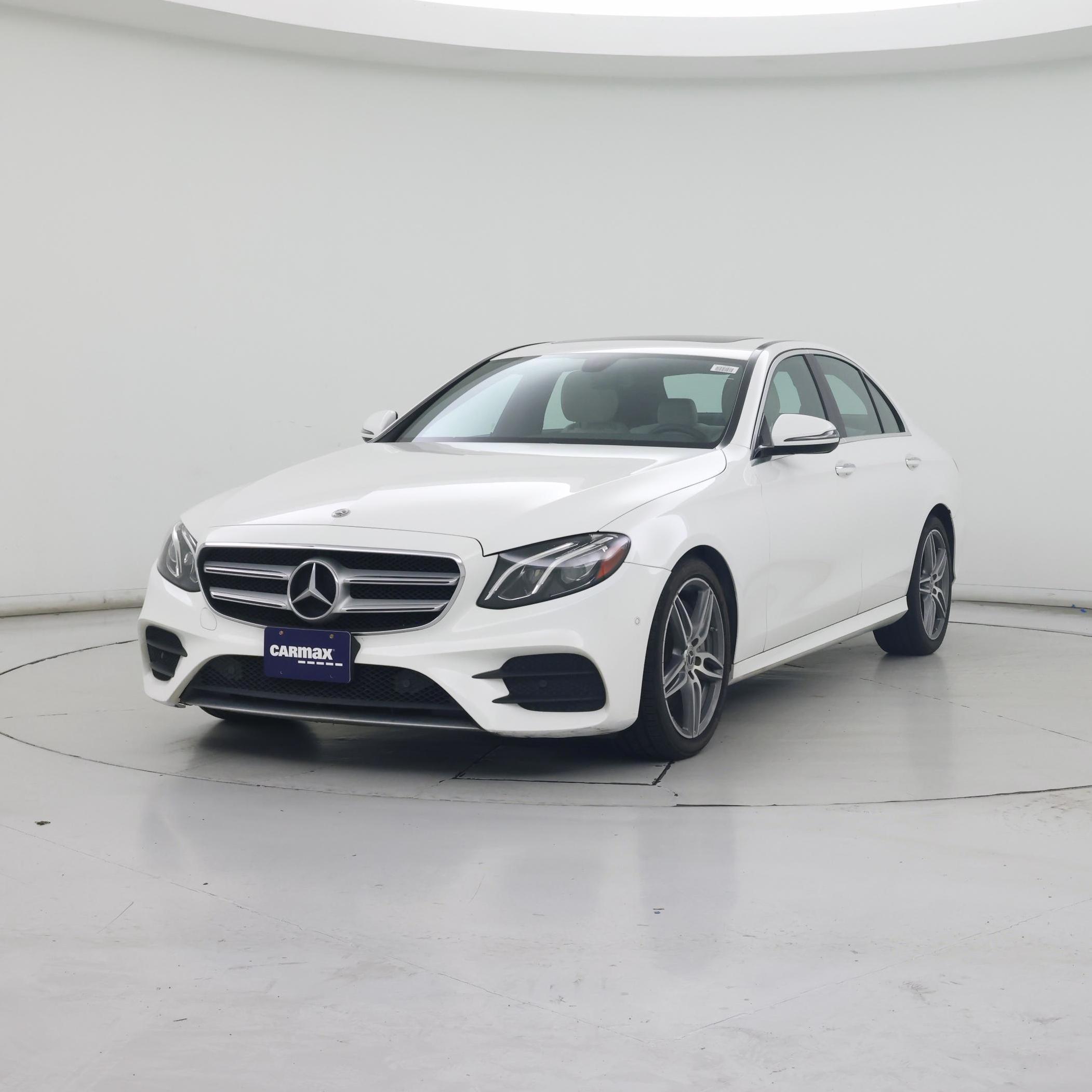 Thumbnail: 2018 Mercedes-Benz E-Class - 4