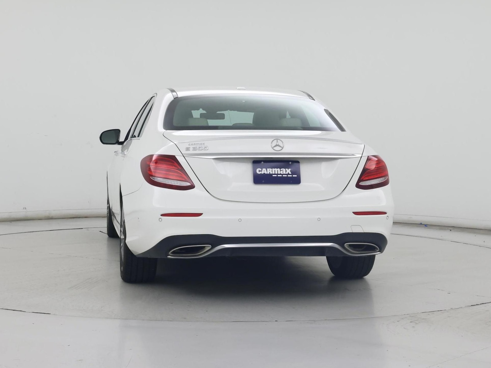 2018 Mercedes-Benz E-Class E300 - Photo 7