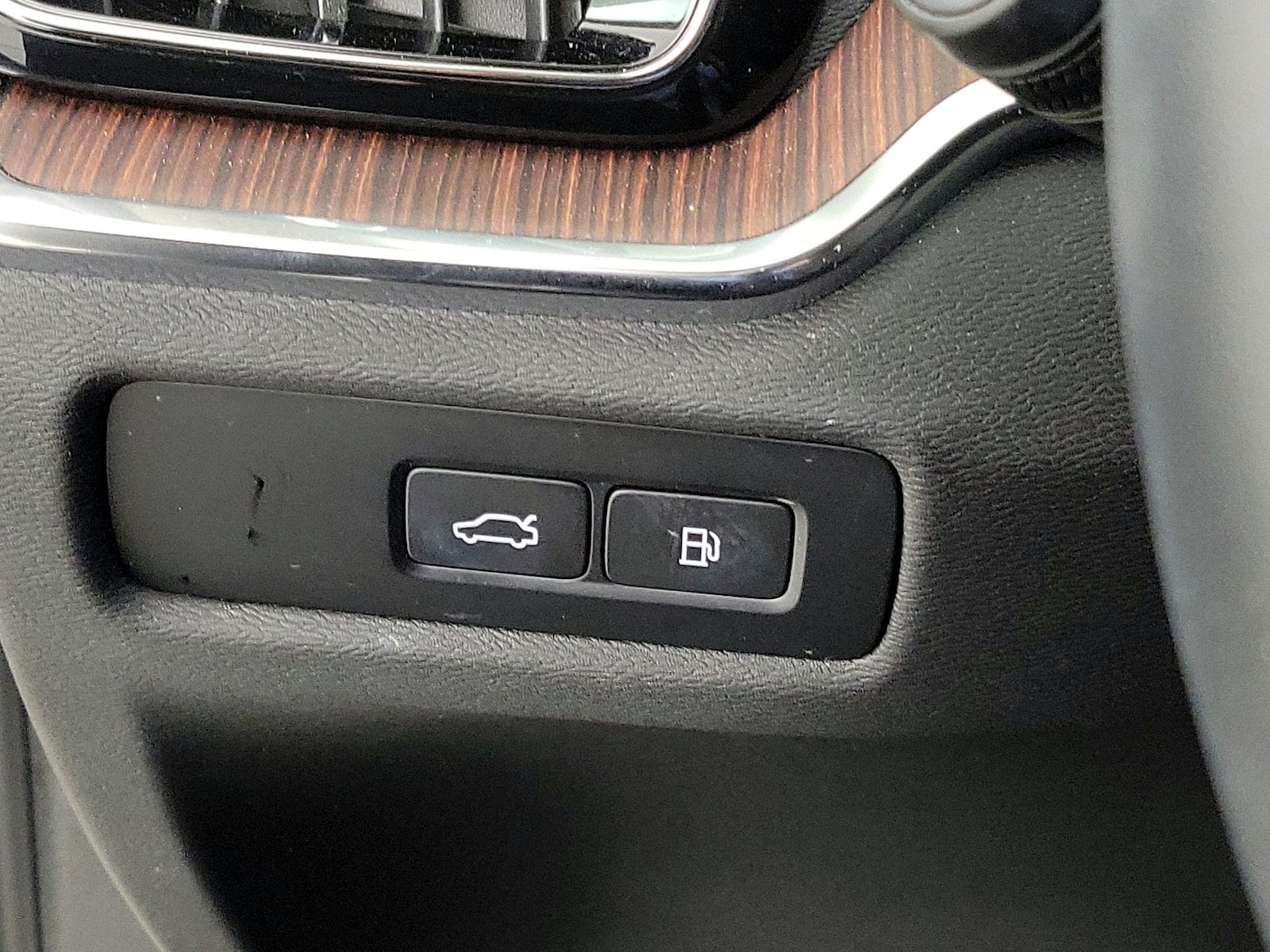 2023 Volvo S60 Plus - Photo 14