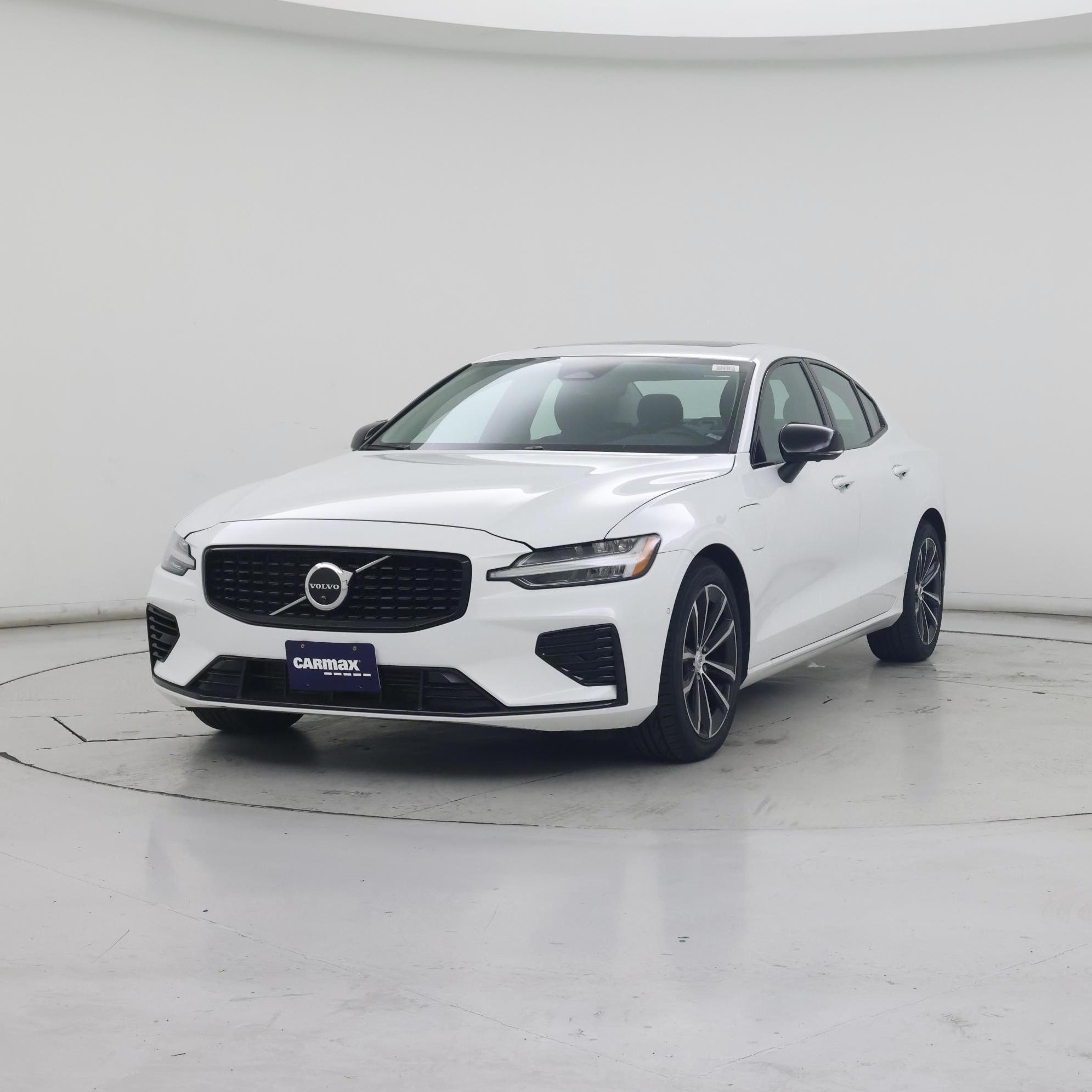 Thumbnail: 2023 Volvo S60 - 4