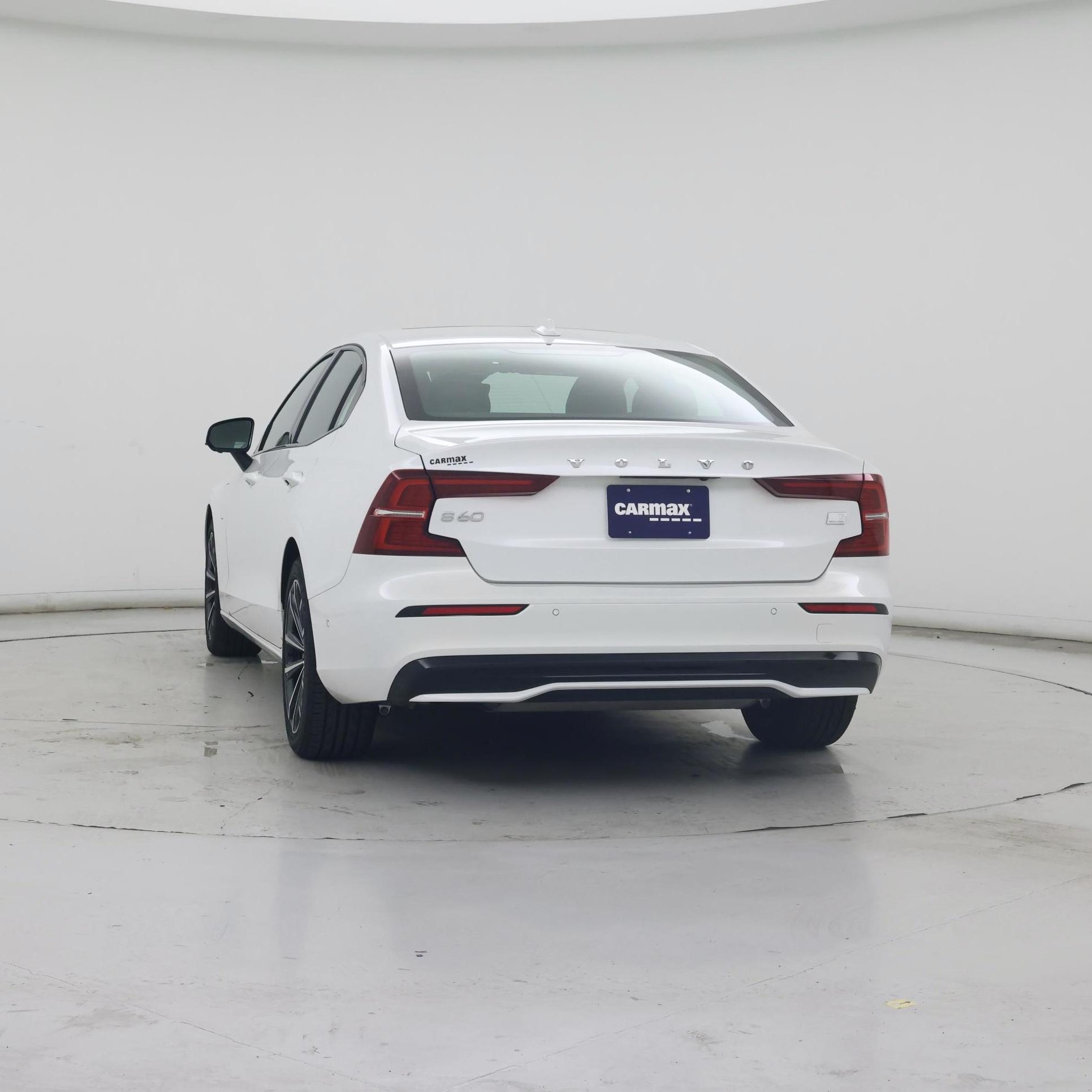 Thumbnail: 2023 Volvo S60 - 6