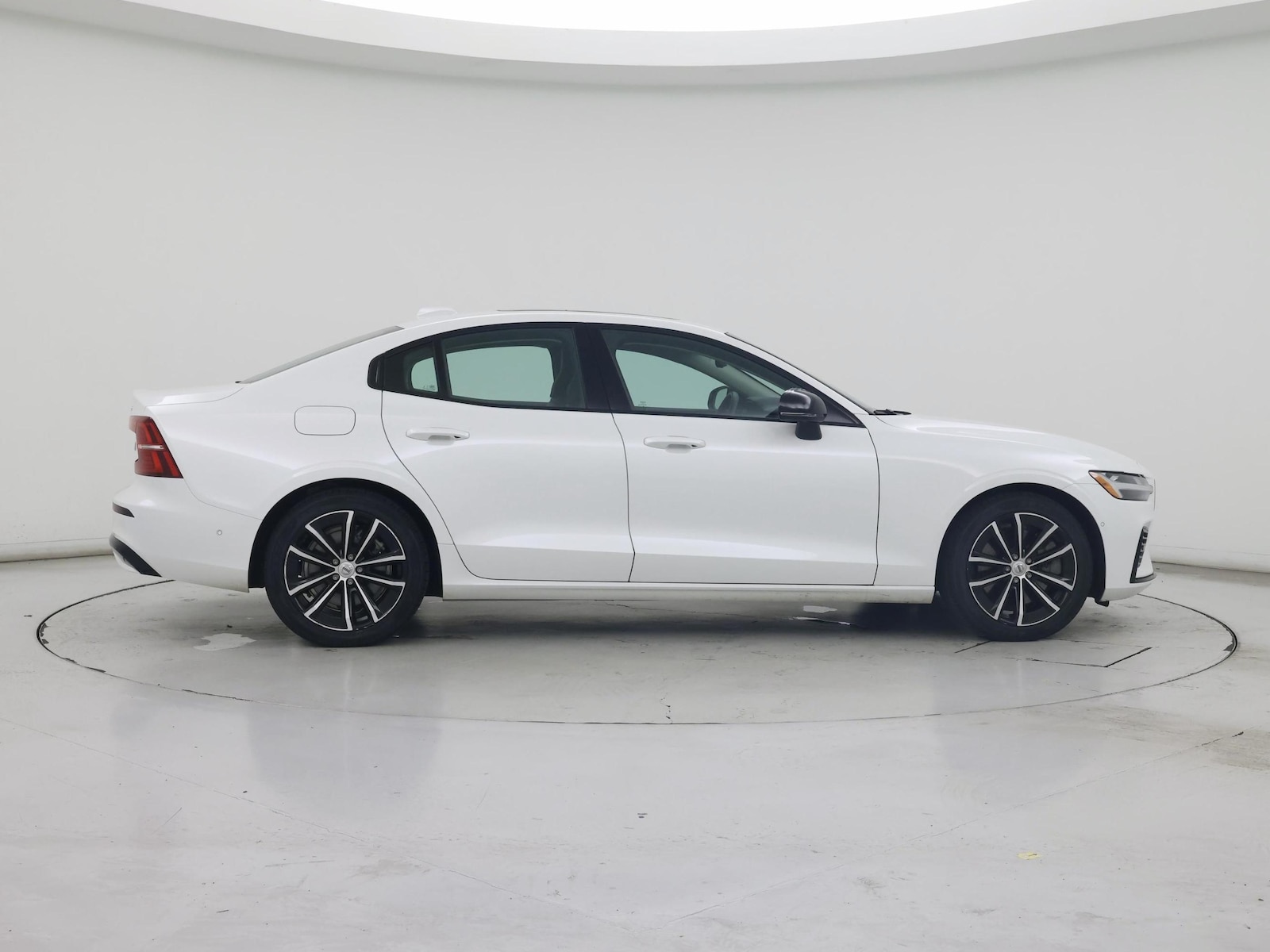 2023 Volvo S60 Plus - Photo 8
