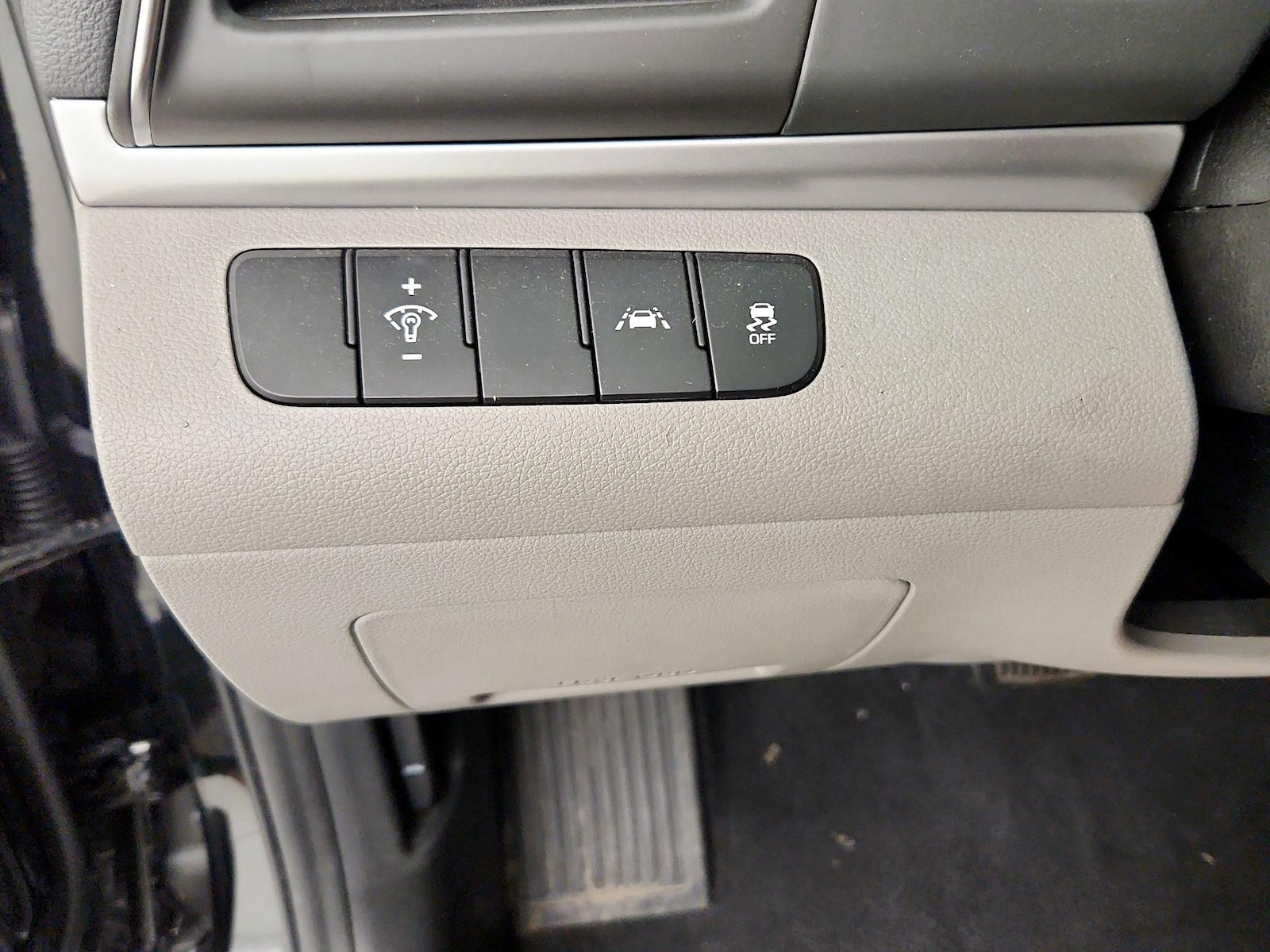 2020 Hyundai Elantra SE - Photo 14