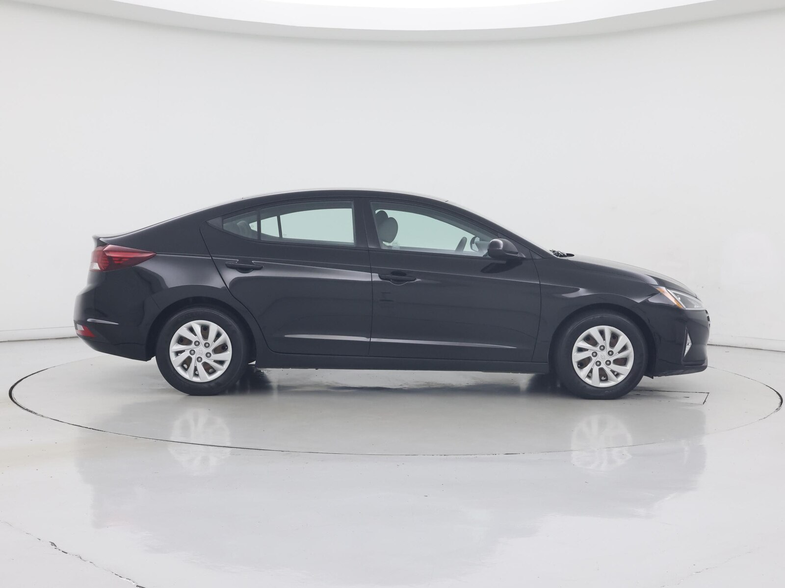 2020 Hyundai Elantra SE - Photo 8