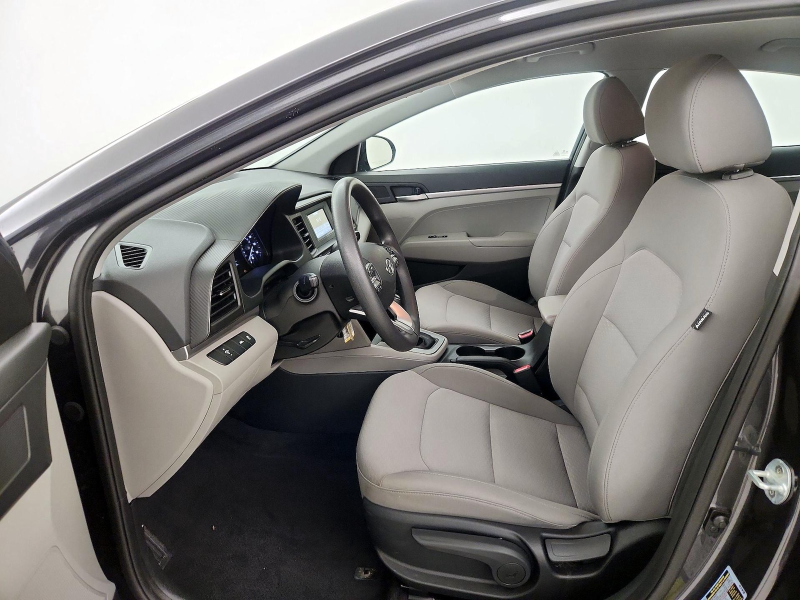 2020 Hyundai Elantra SE - Photo 12
