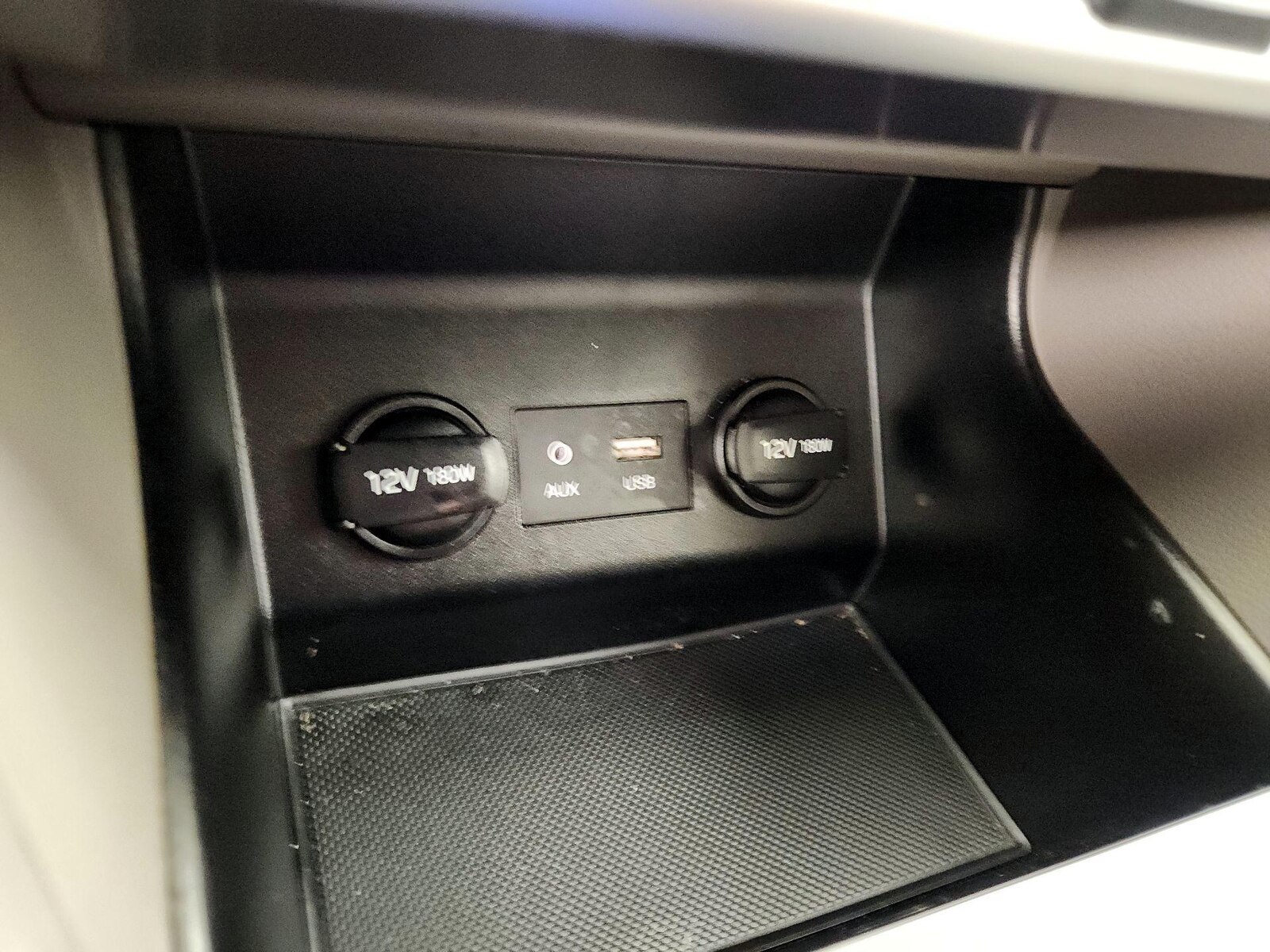 2020 Hyundai Elantra SE - Photo 19