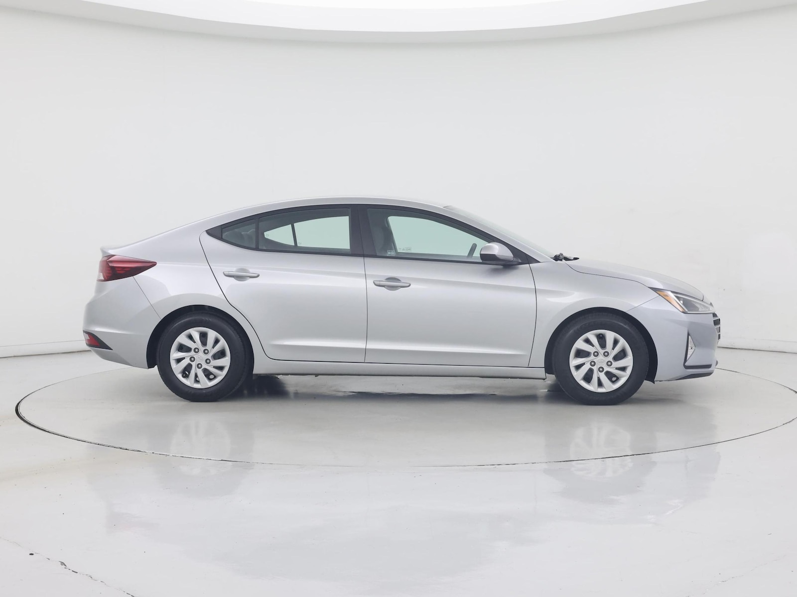 2020 Hyundai Elantra SE - Photo 8