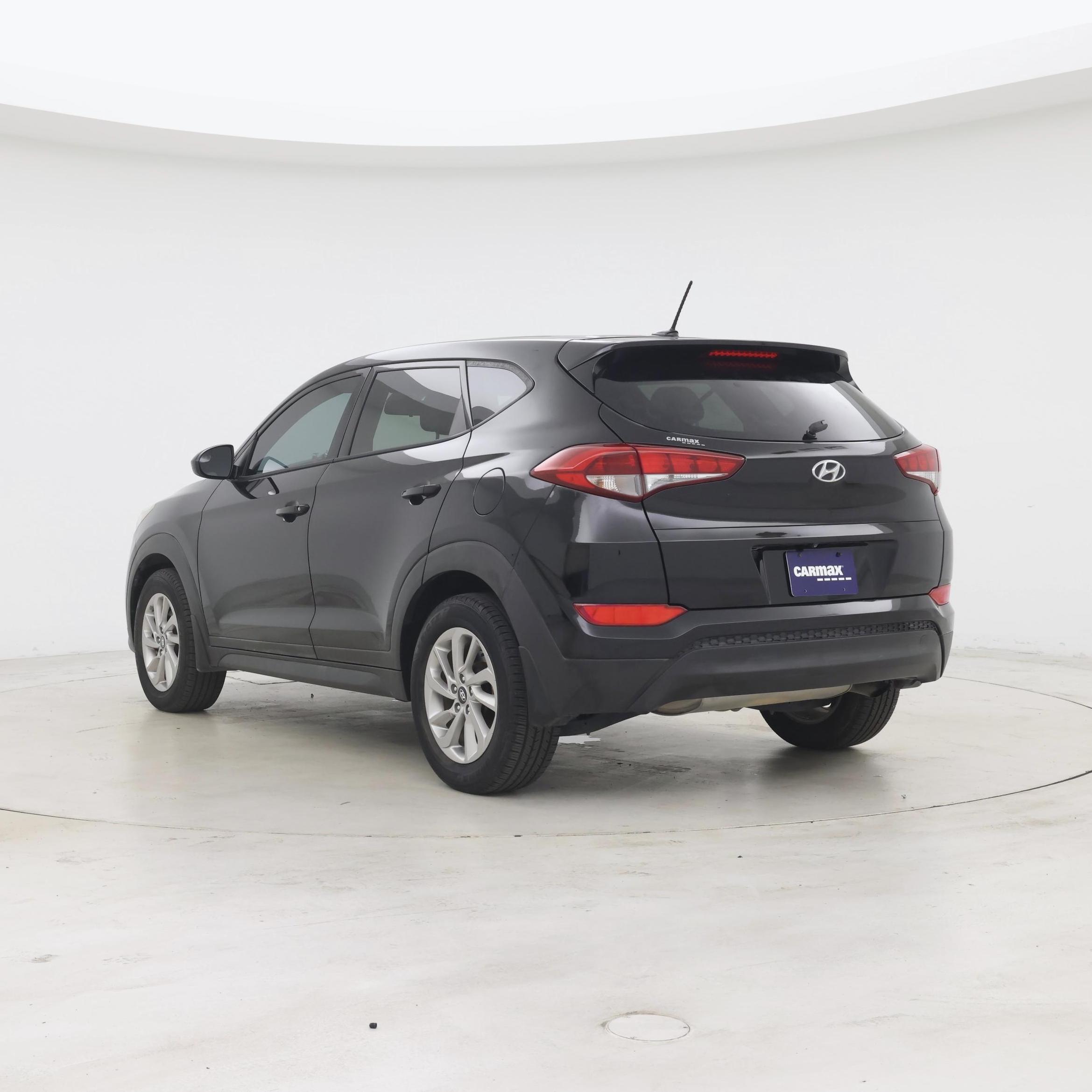 Thumbnail: 2017 Hyundai Tucson - 2