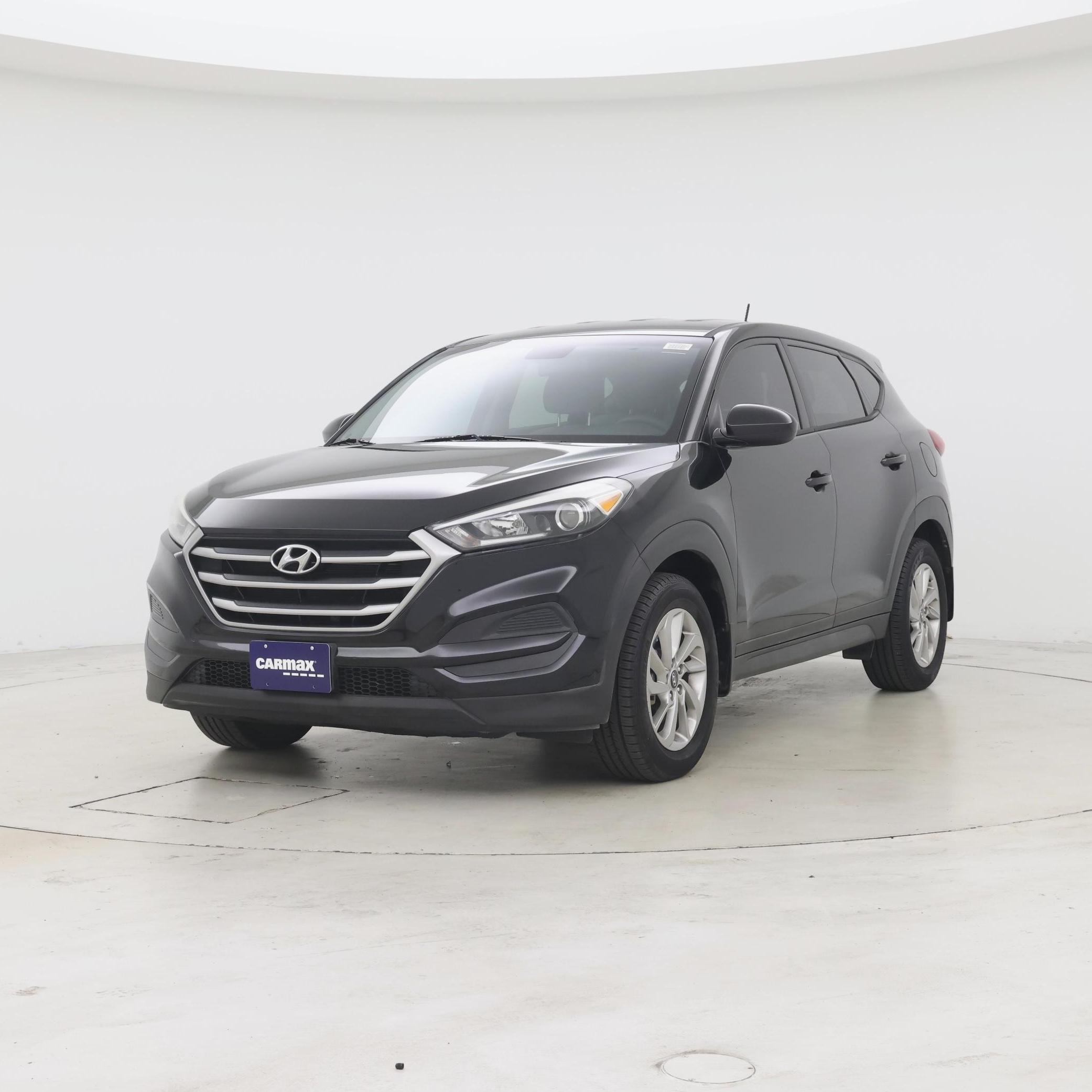 Thumbnail: 2017 Hyundai Tucson - 4