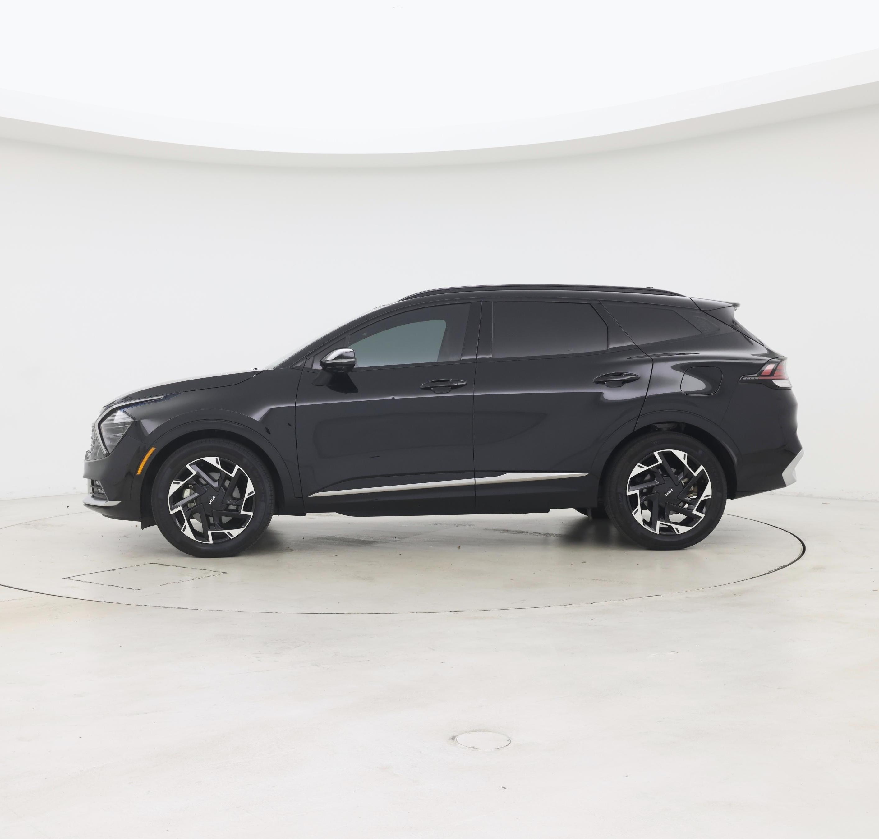 Thumbnail: 2023 Kia Sportage - 3