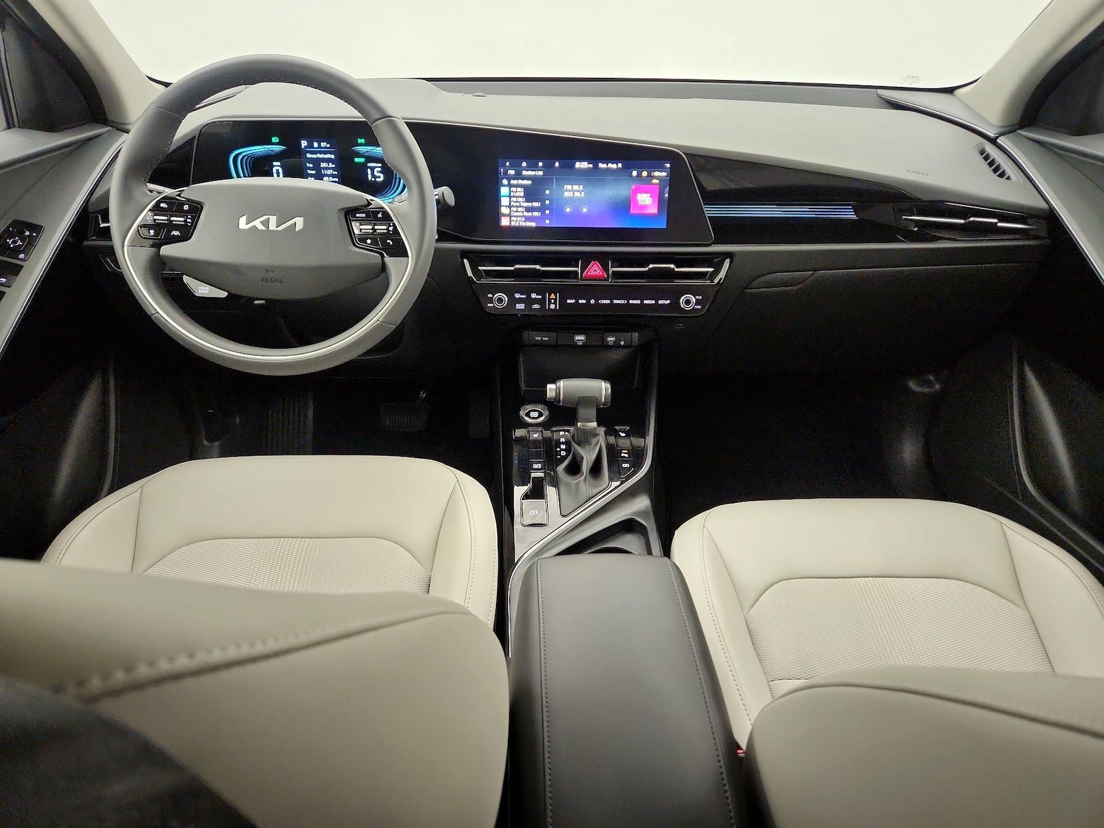 2025 Kia Niro 10