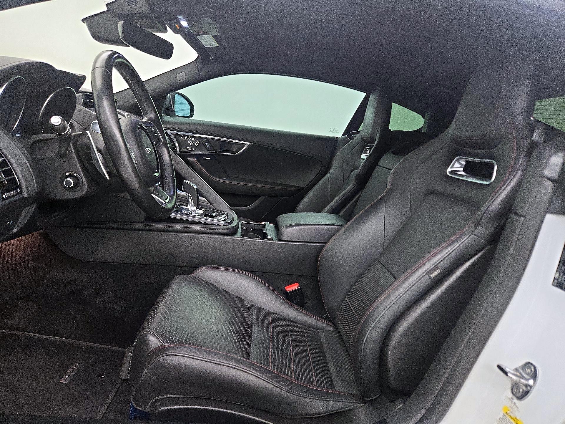 Thumbnail: 2019 Jaguar F-Type - 11