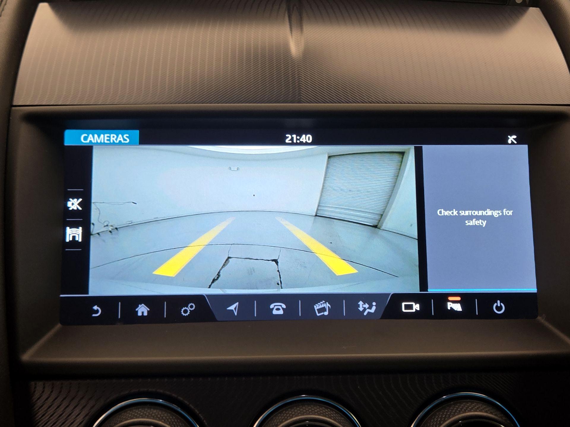 Thumbnail: 2019 Jaguar F-Type - 15