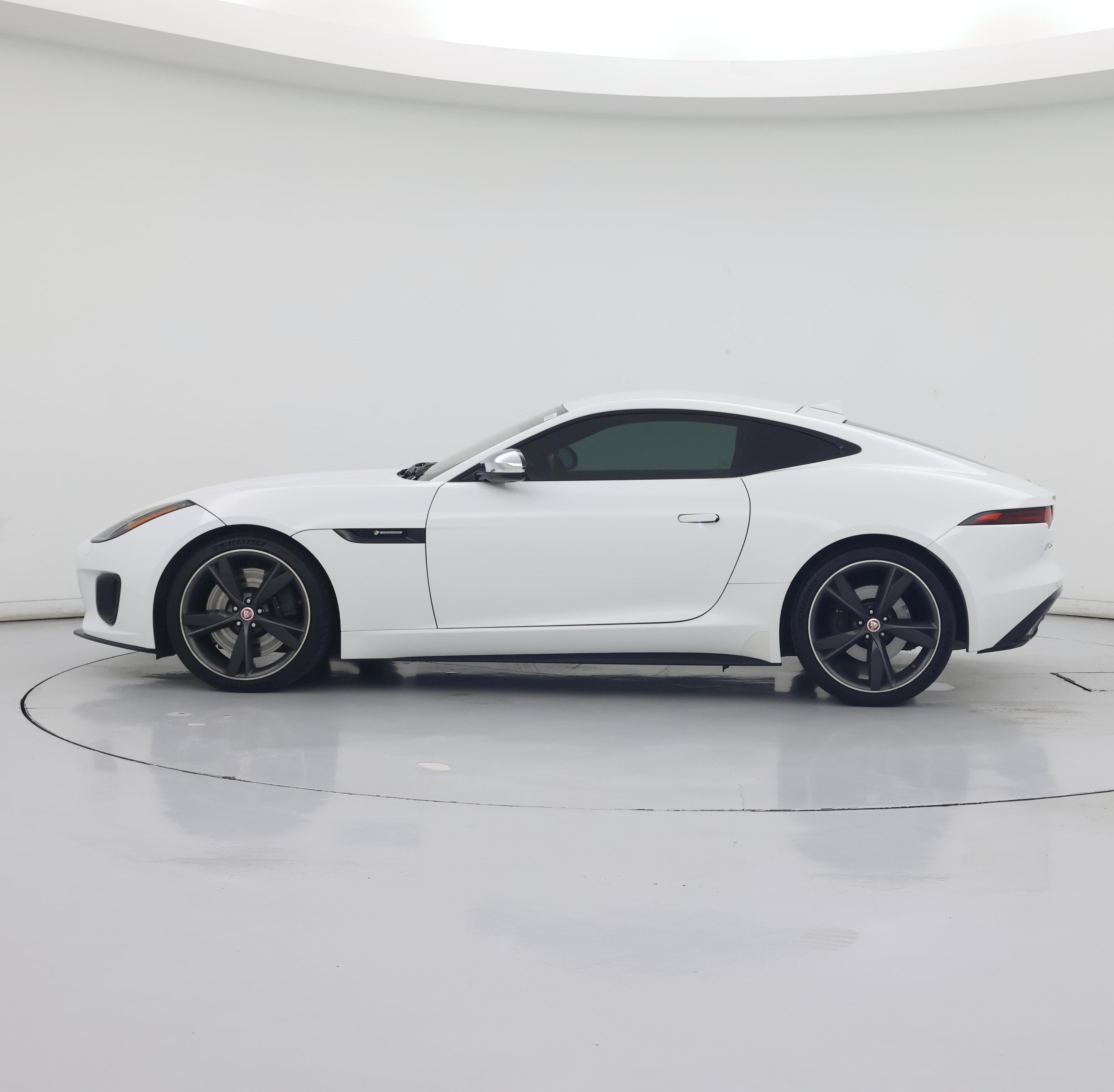 Thumbnail: 2019 Jaguar F-Type - 3