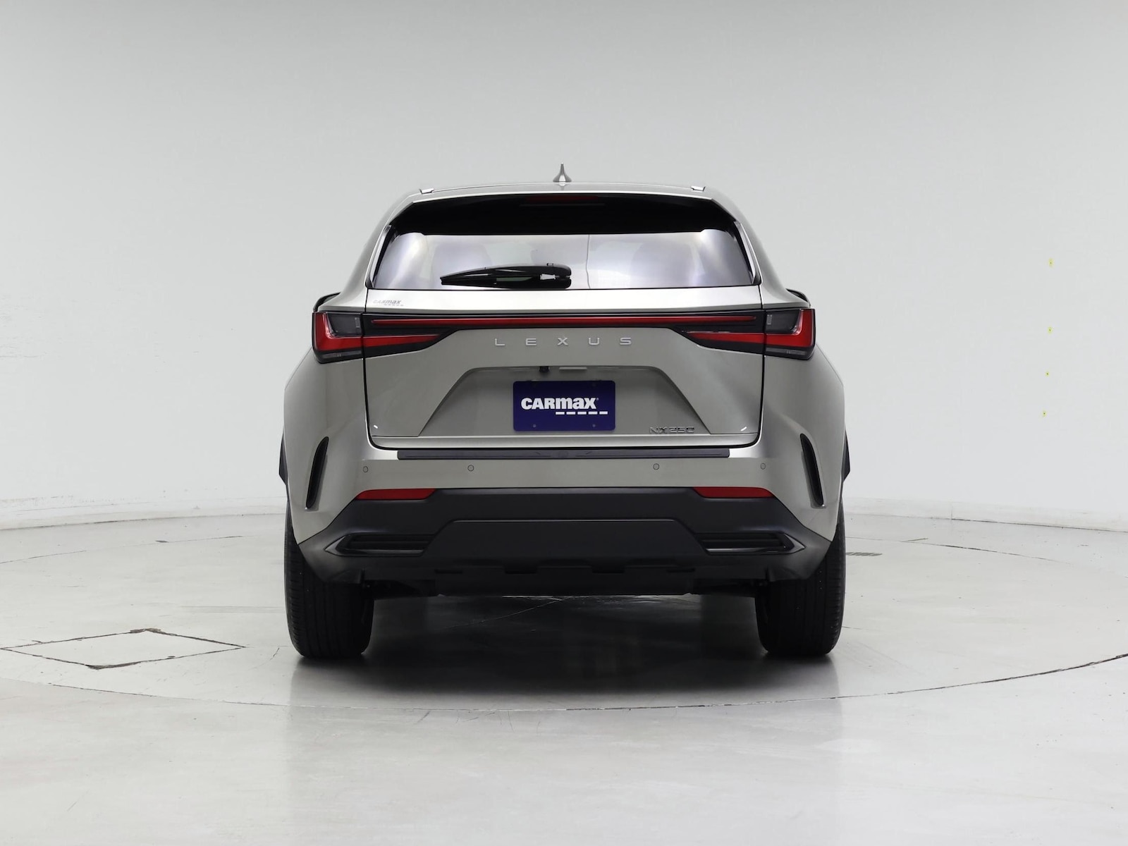 2024 Lexus NX 250 - Photo 7