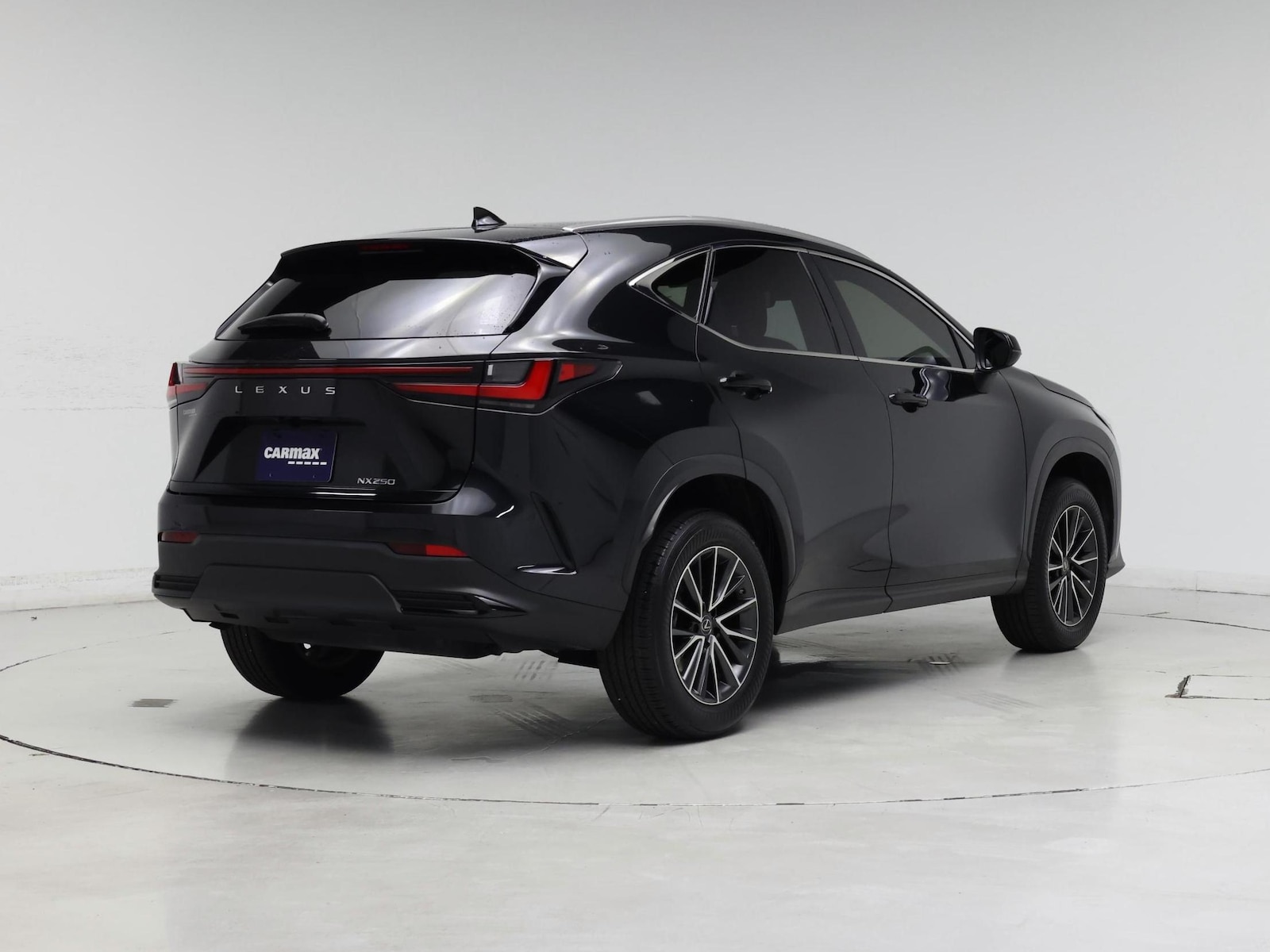 2023 Lexus NX 250 - Photo 9