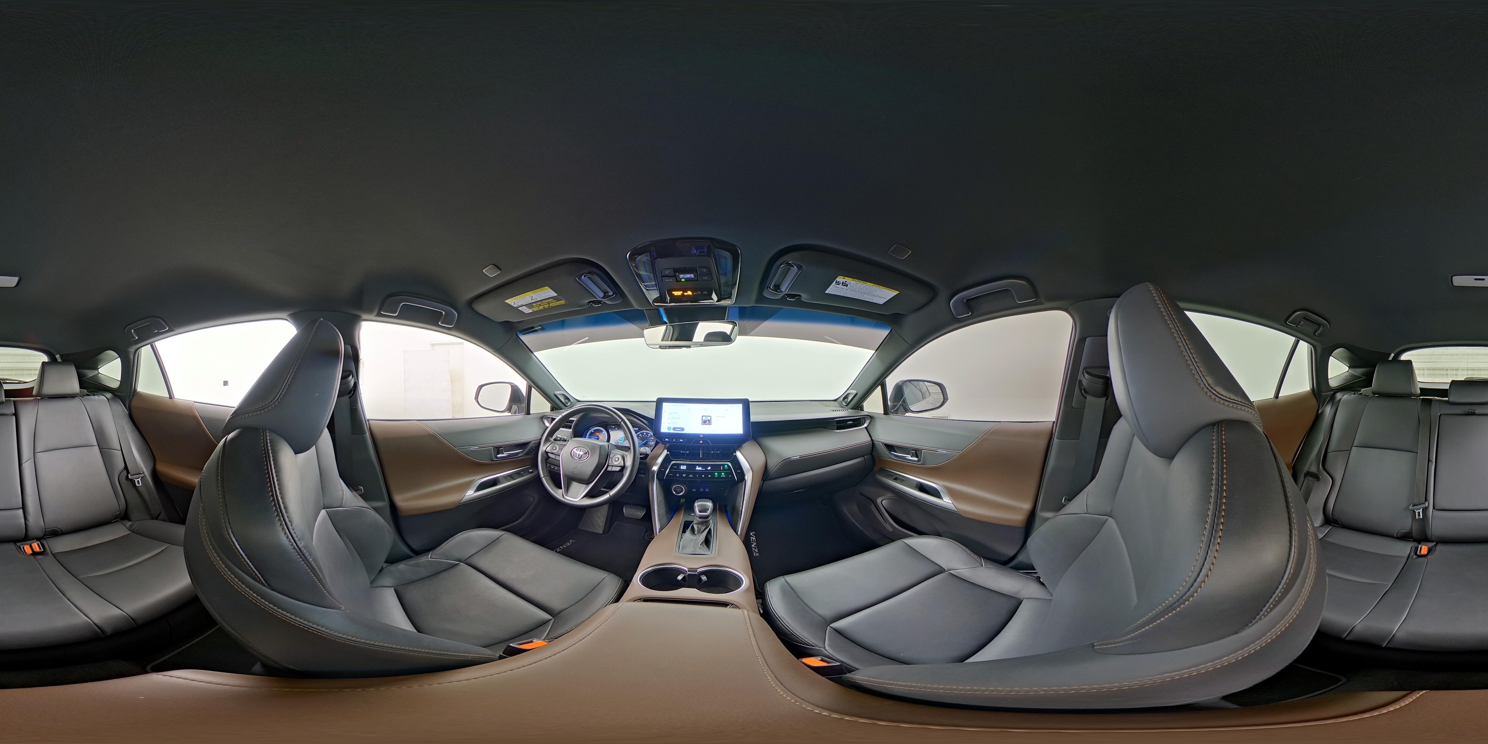 2023 Toyota Venza XLE - Photo 25