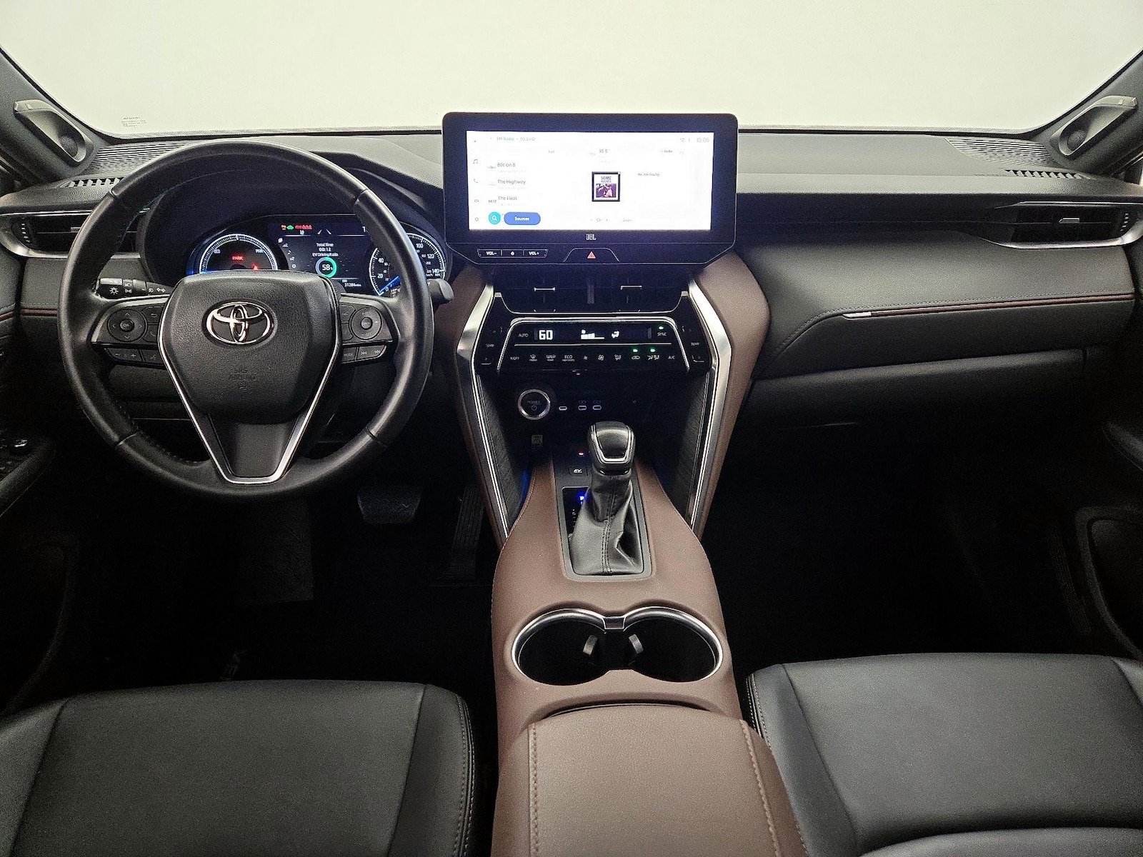 2023 Toyota Venza XLE - Photo 10