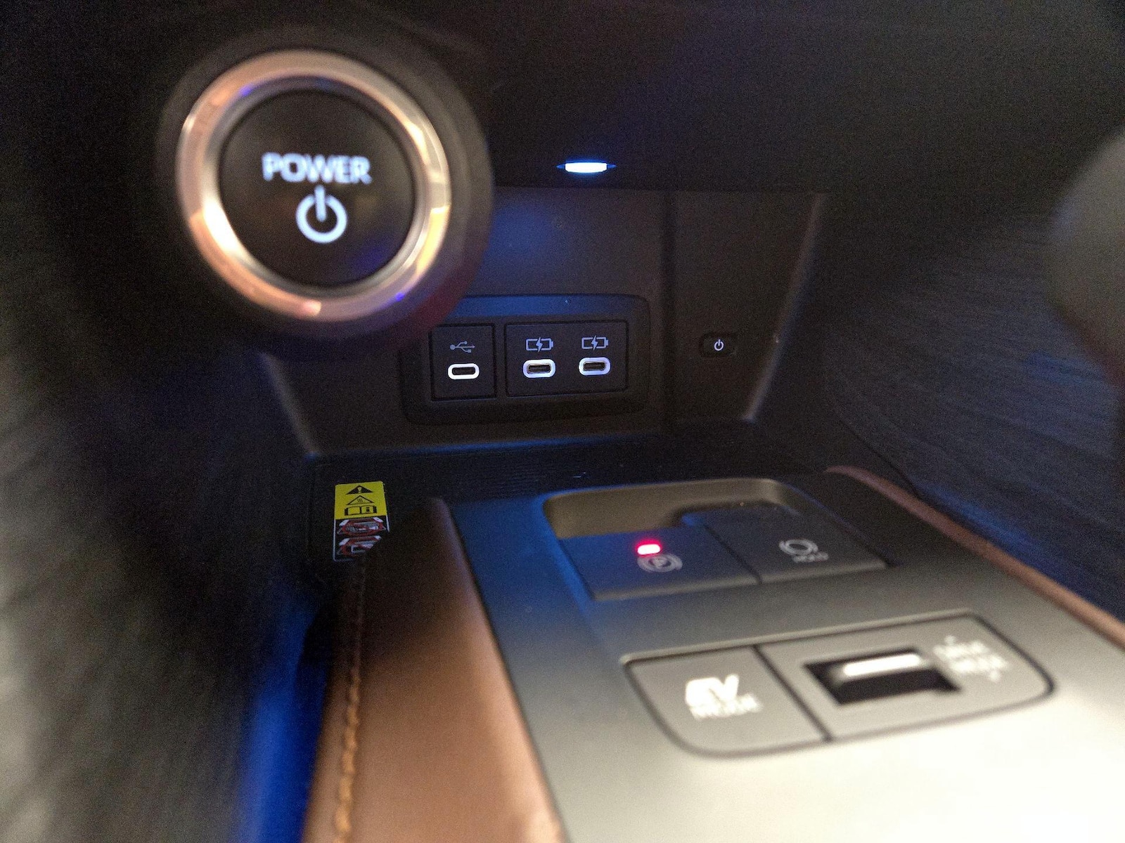 2023 Toyota Venza XLE - Photo 20