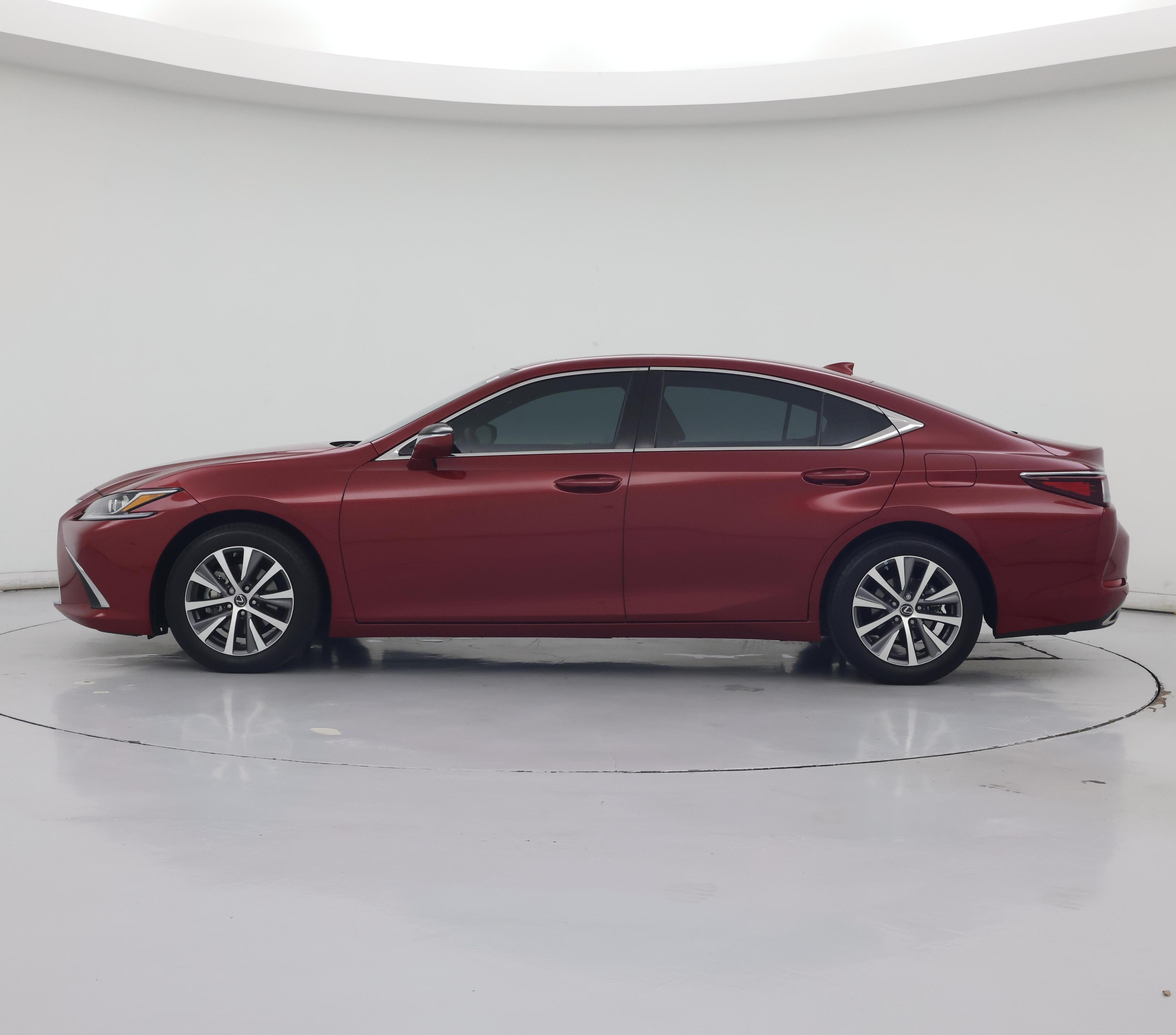 Thumbnail: 2020 Lexus ES - 3