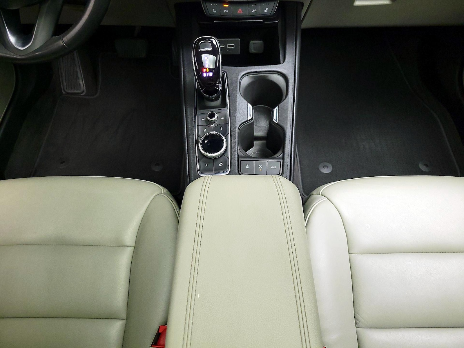 2023 Cadillac XT4 Premium Luxury - Photo 18