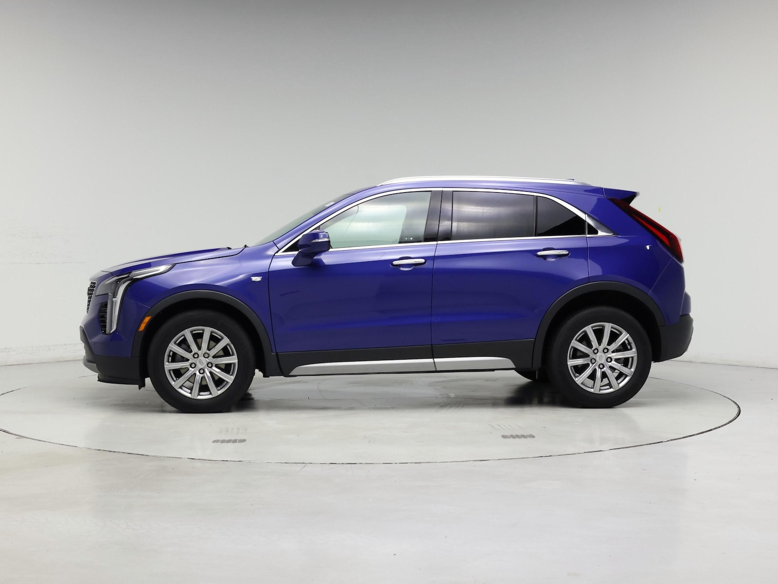2023 Cadillac XT4 Premium Luxury - Photo 4