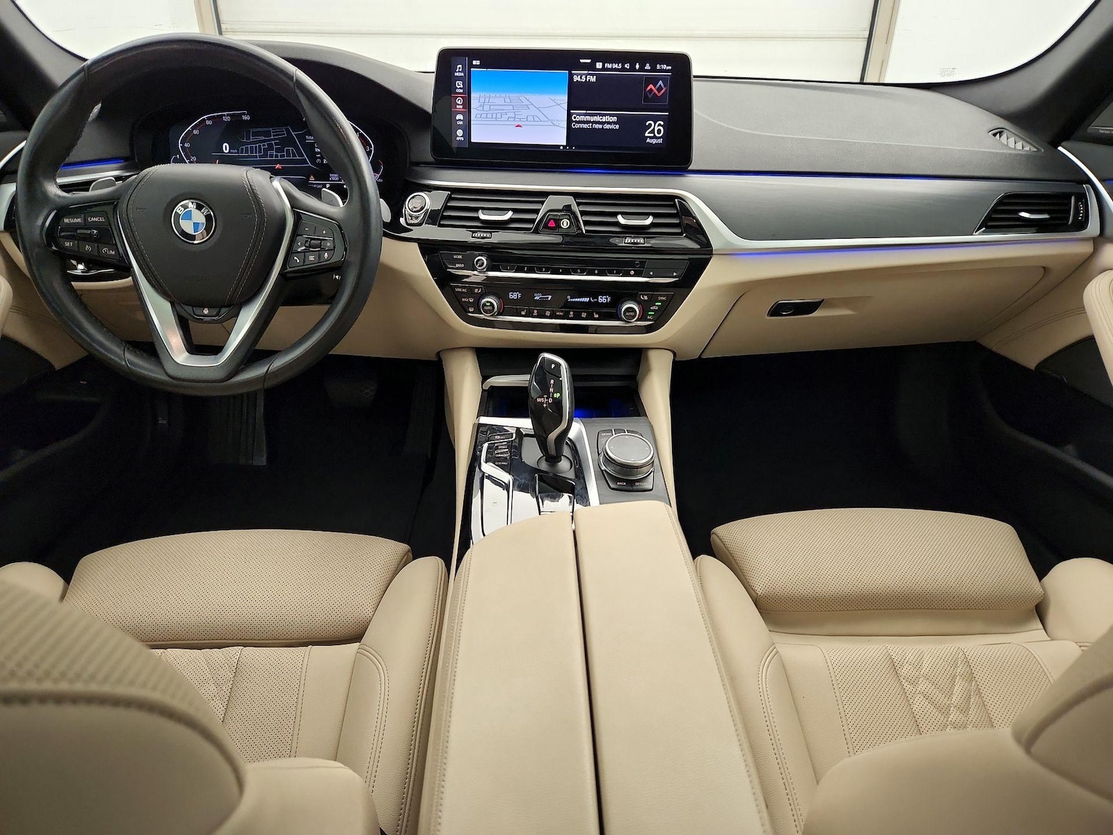 Apple CarPlay® & Android Auto™