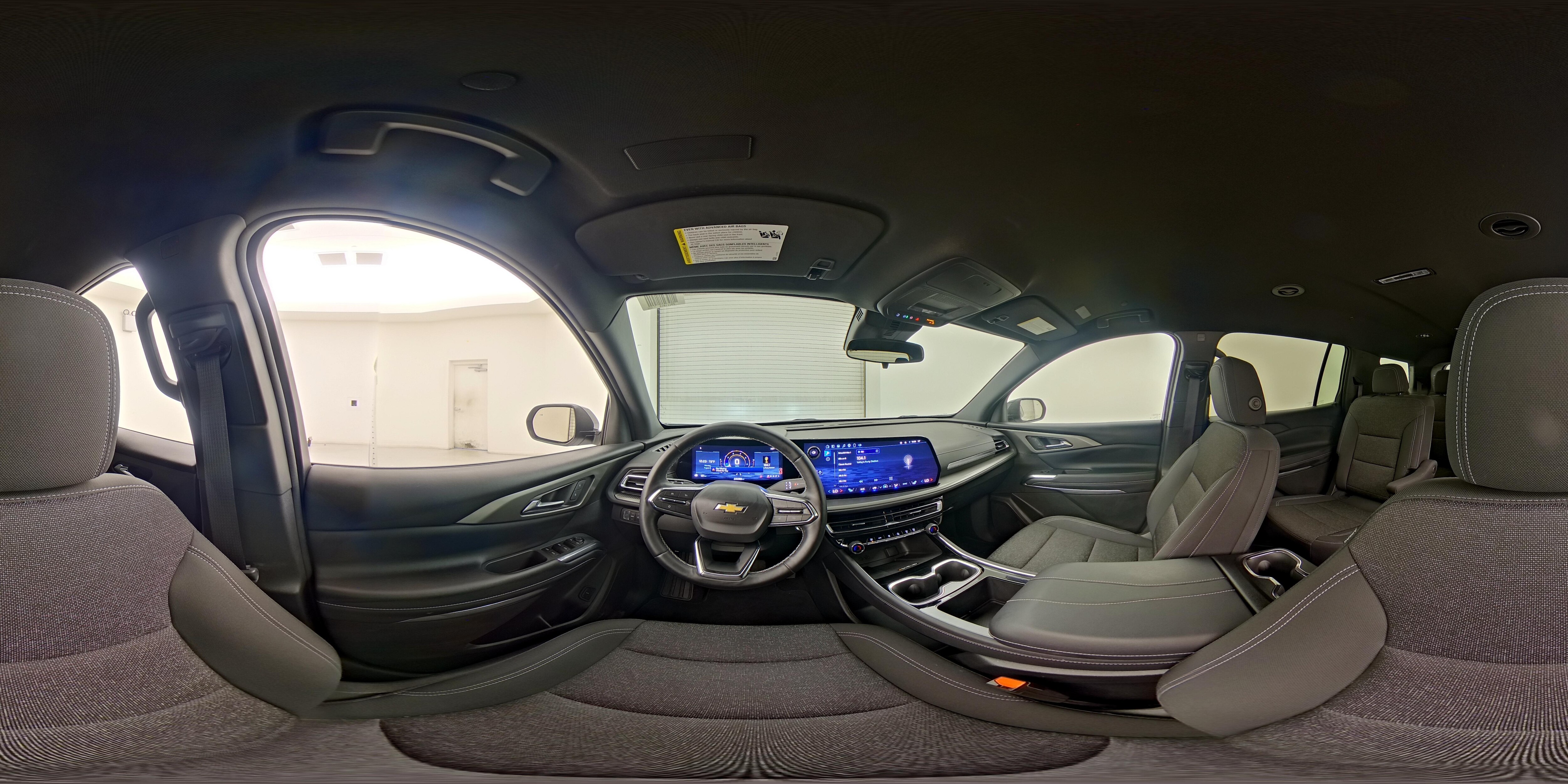 2025 Chevrolet Traverse LT - Photo 29