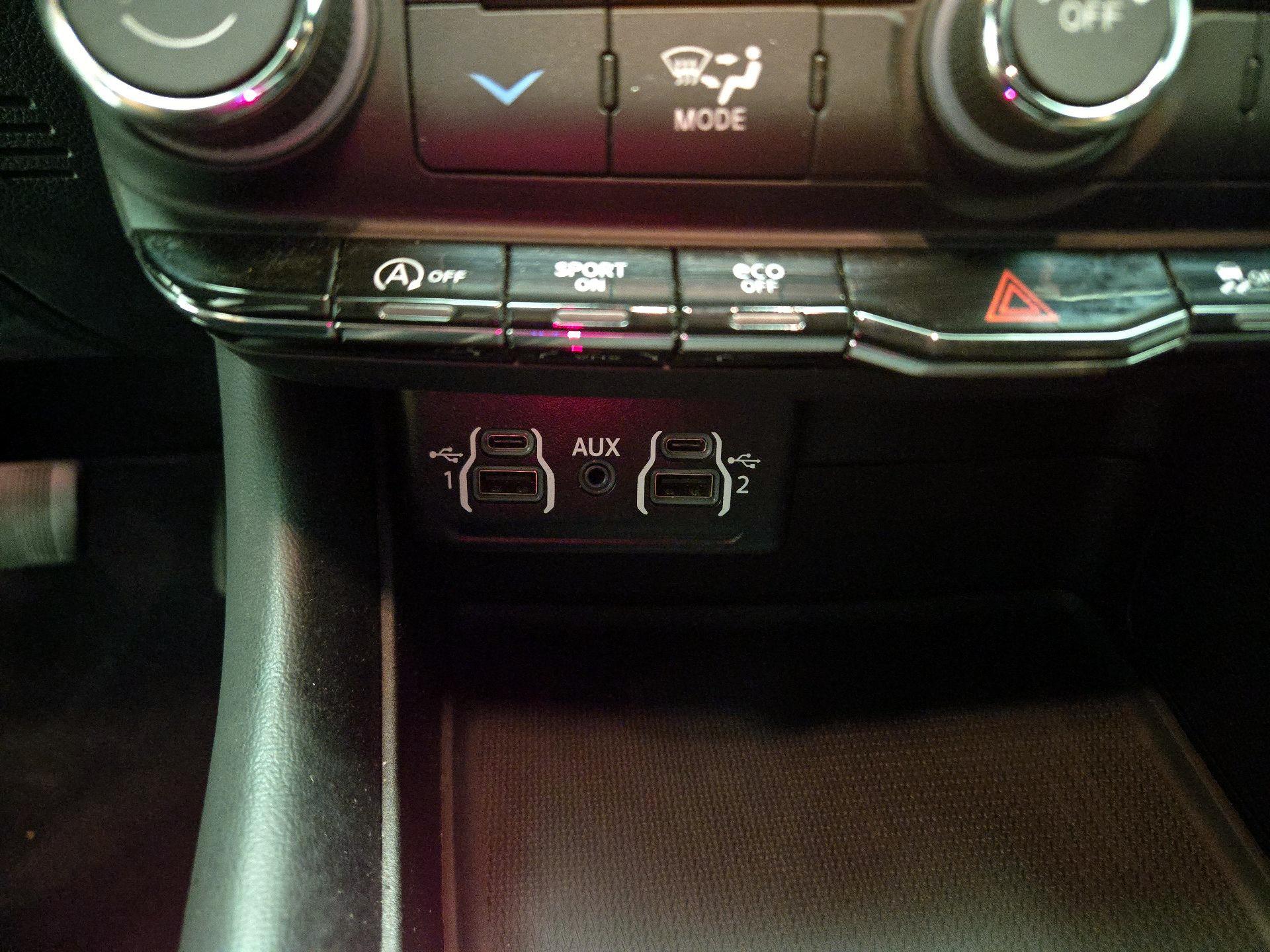 Thumbnail: 2023 Dodge Durango - 15