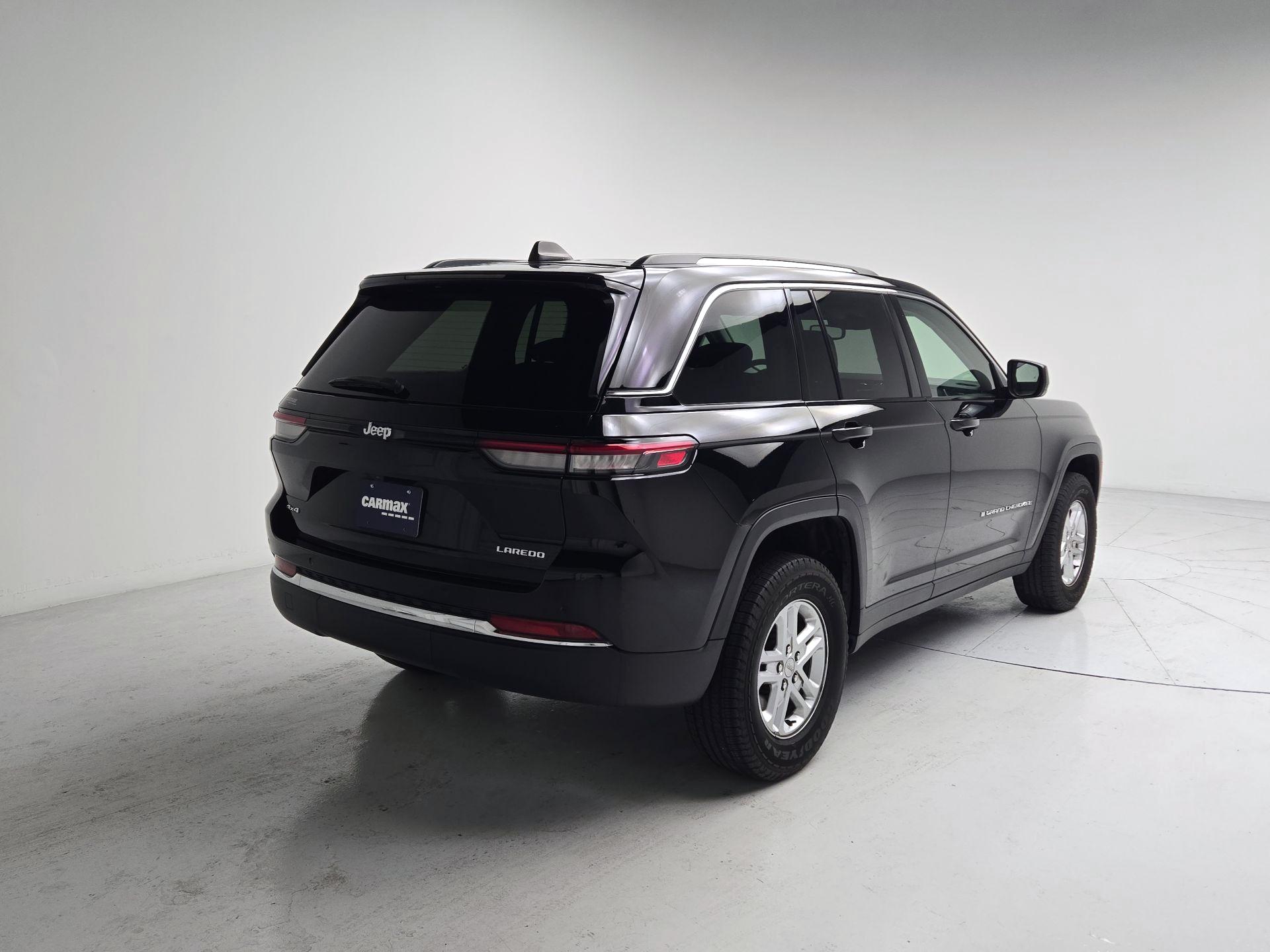 Thumbnail: 2023 Jeep Grand Cherokee - 5