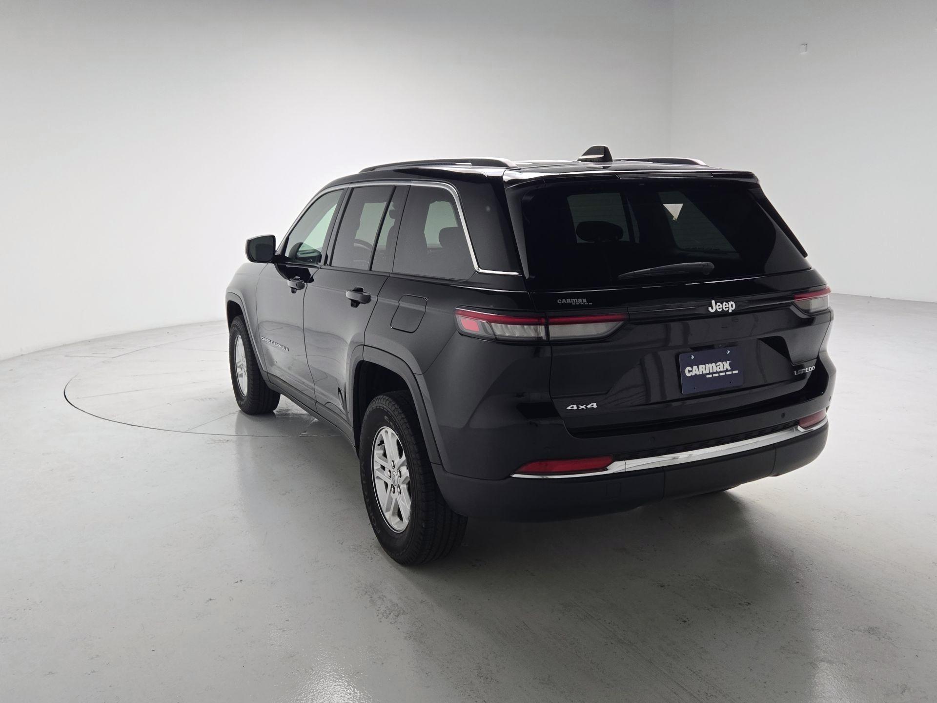 Thumbnail: 2023 Jeep Grand Cherokee - 7