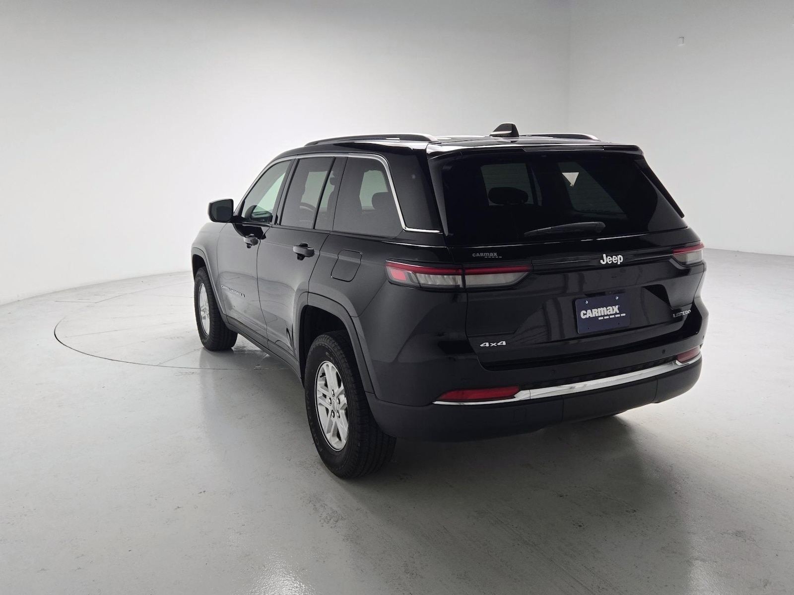 2023 Jeep Grand Cherokee Laredo - Photo 7