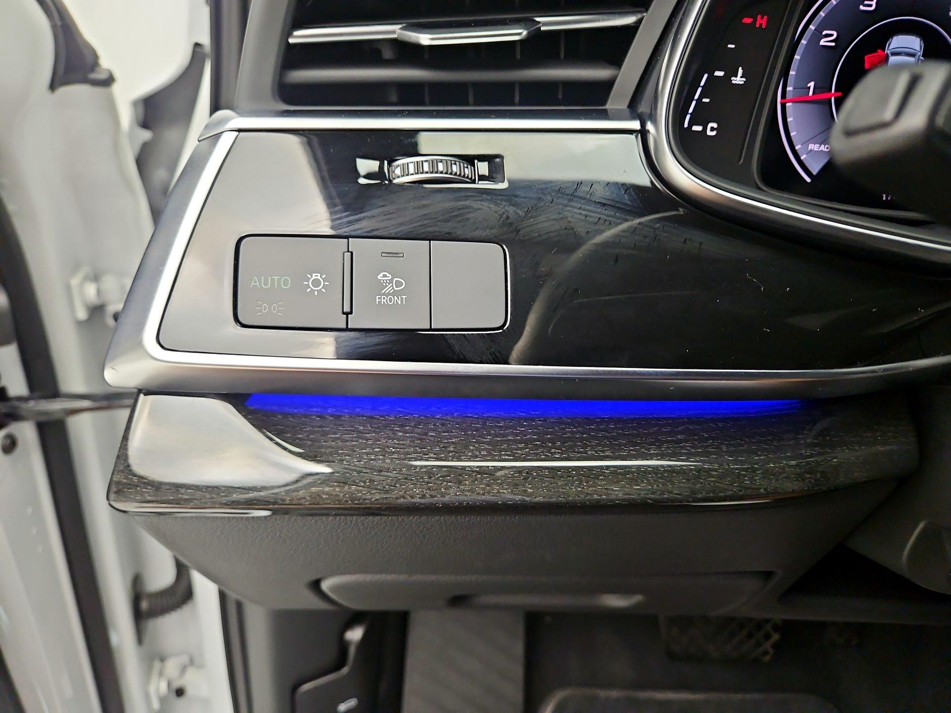 Thumbnail: 2026 Audi Q7 - 13