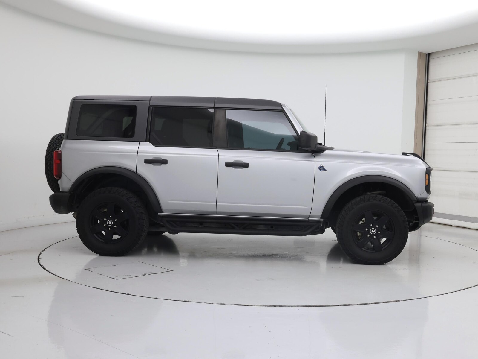 2023 Ford Bronco 4-Door Black Diamond - Photo 8